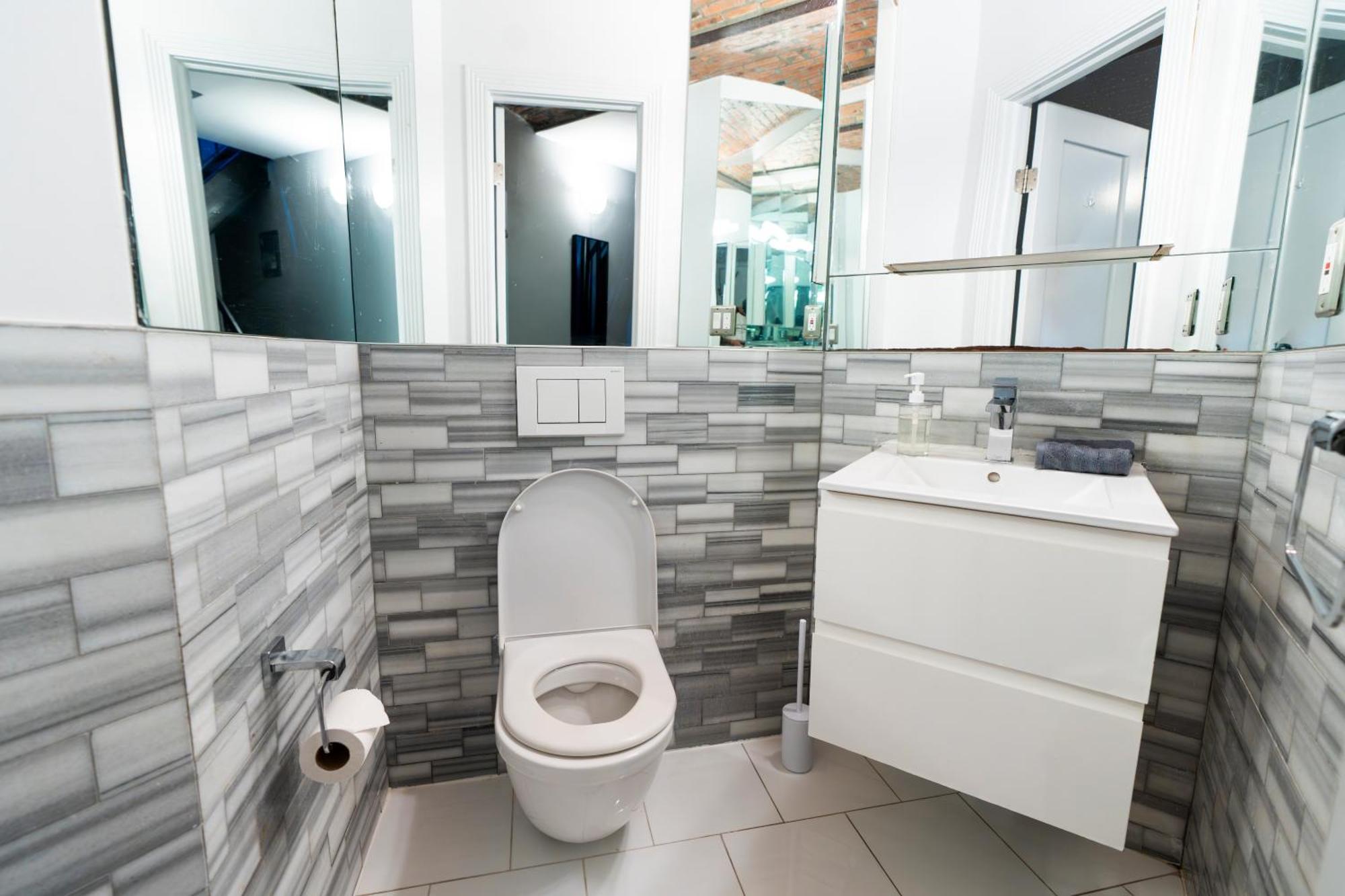 Elegant Park - 4 Bedroom Self Check-in New York