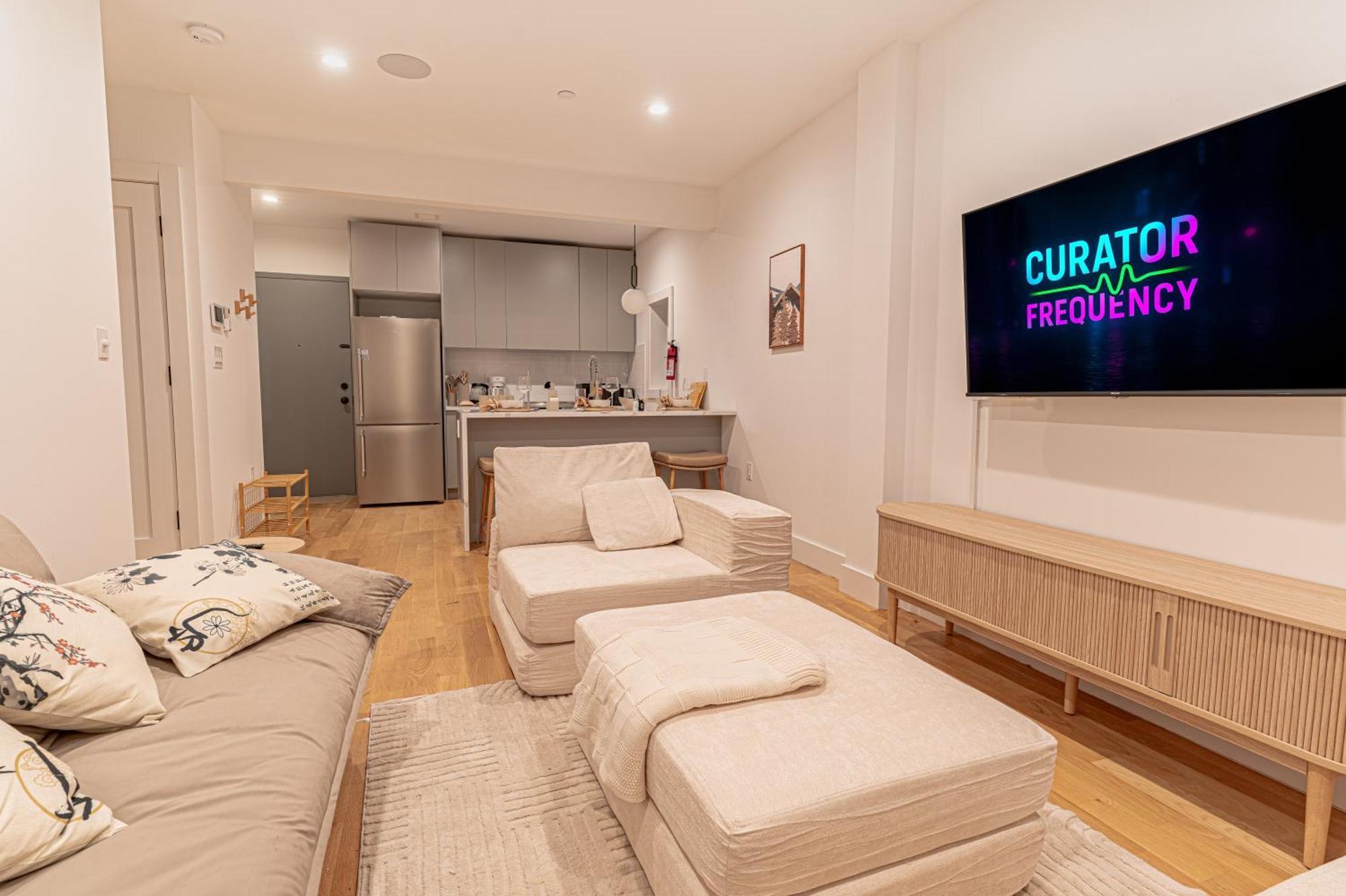 Chic Japandi 1br In Brooklyn W Washer & Dryer