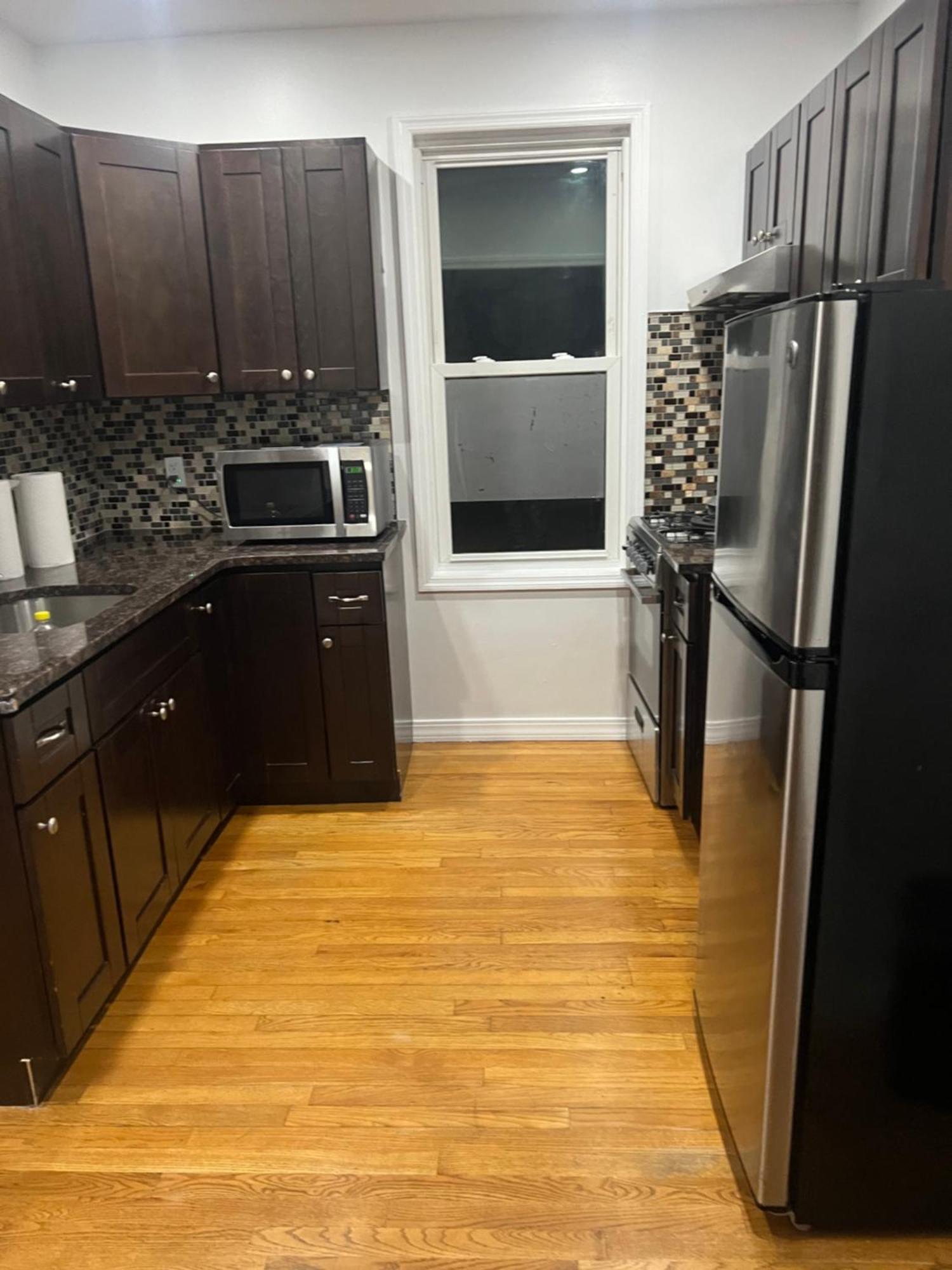 Cozy 2-person Near Jfk Airport & Shopping Area New York