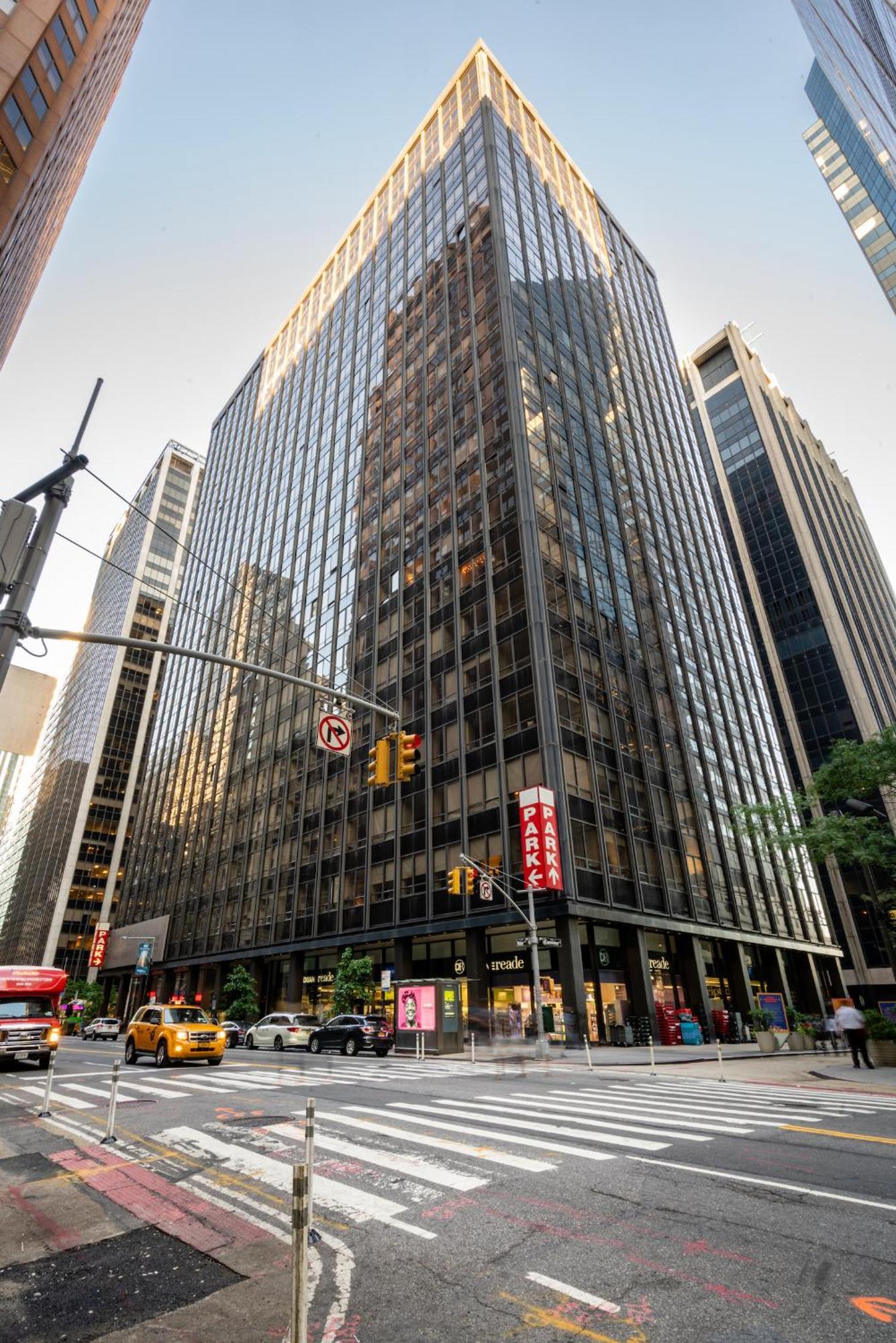 Apartment Fidi W Work Setup By Anyplace - 10250