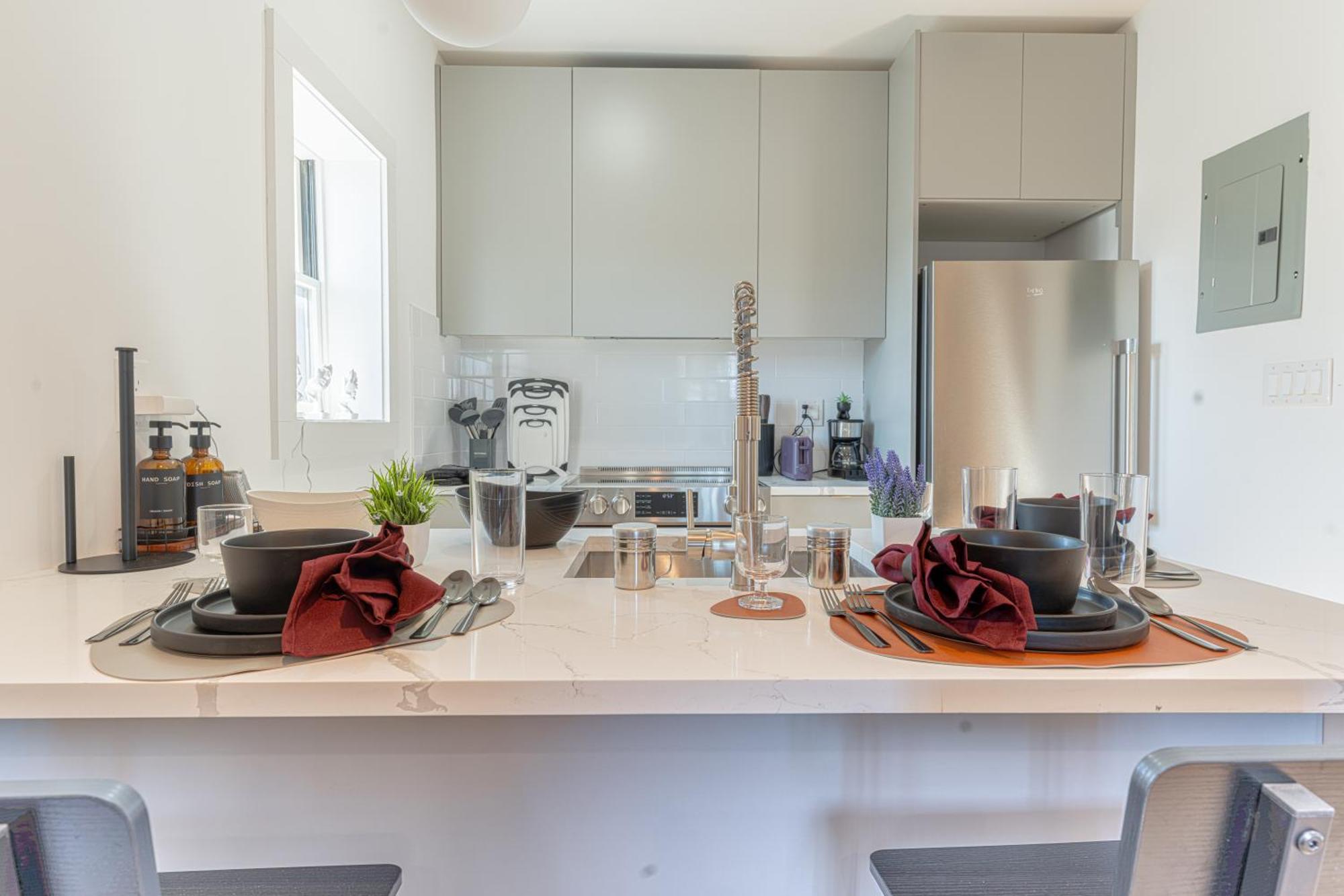 Bushwick Industrial1br With Balcony Apartment