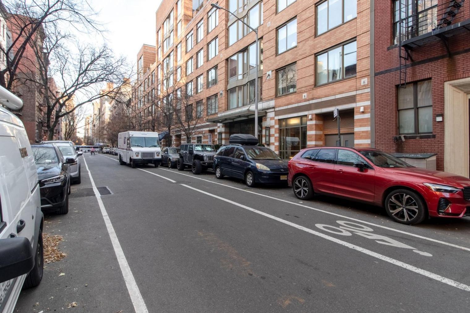 Apartment Chelsea 1br W Doorman Wd Nr West Village Nyc-1385 *