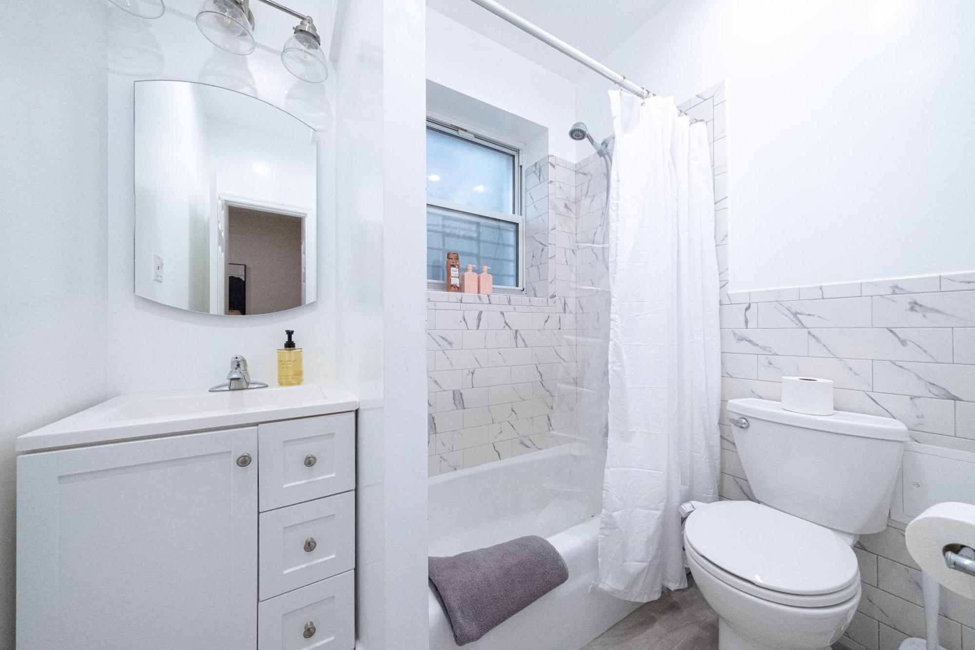 Apartment Brand New 3br 2ba Next To Park, Elevator New York