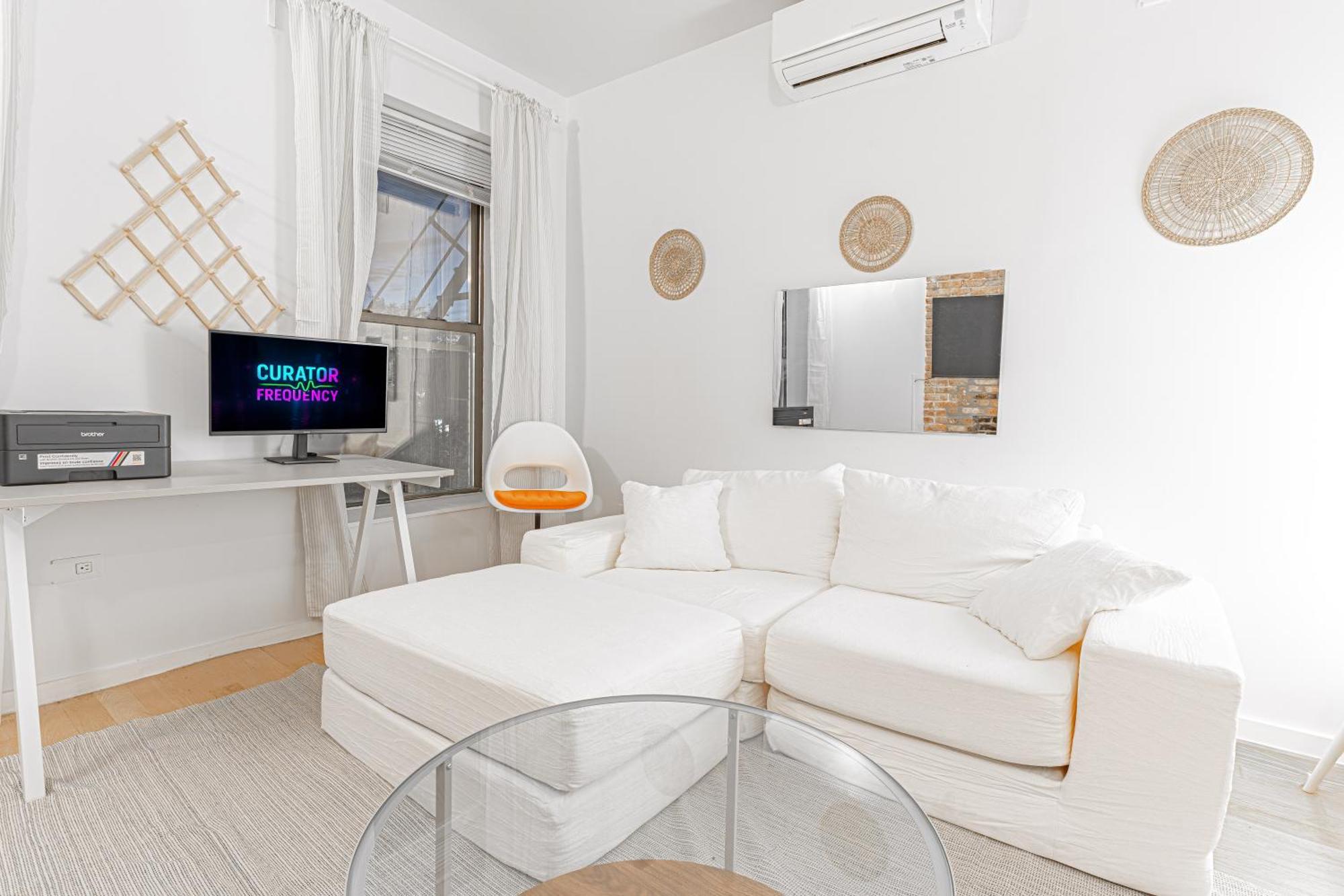 Stylish 2br Close To Williamsburg New York