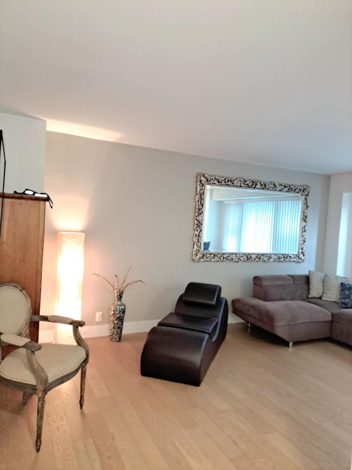 Piece Of Mind In Harlem Apartment New York