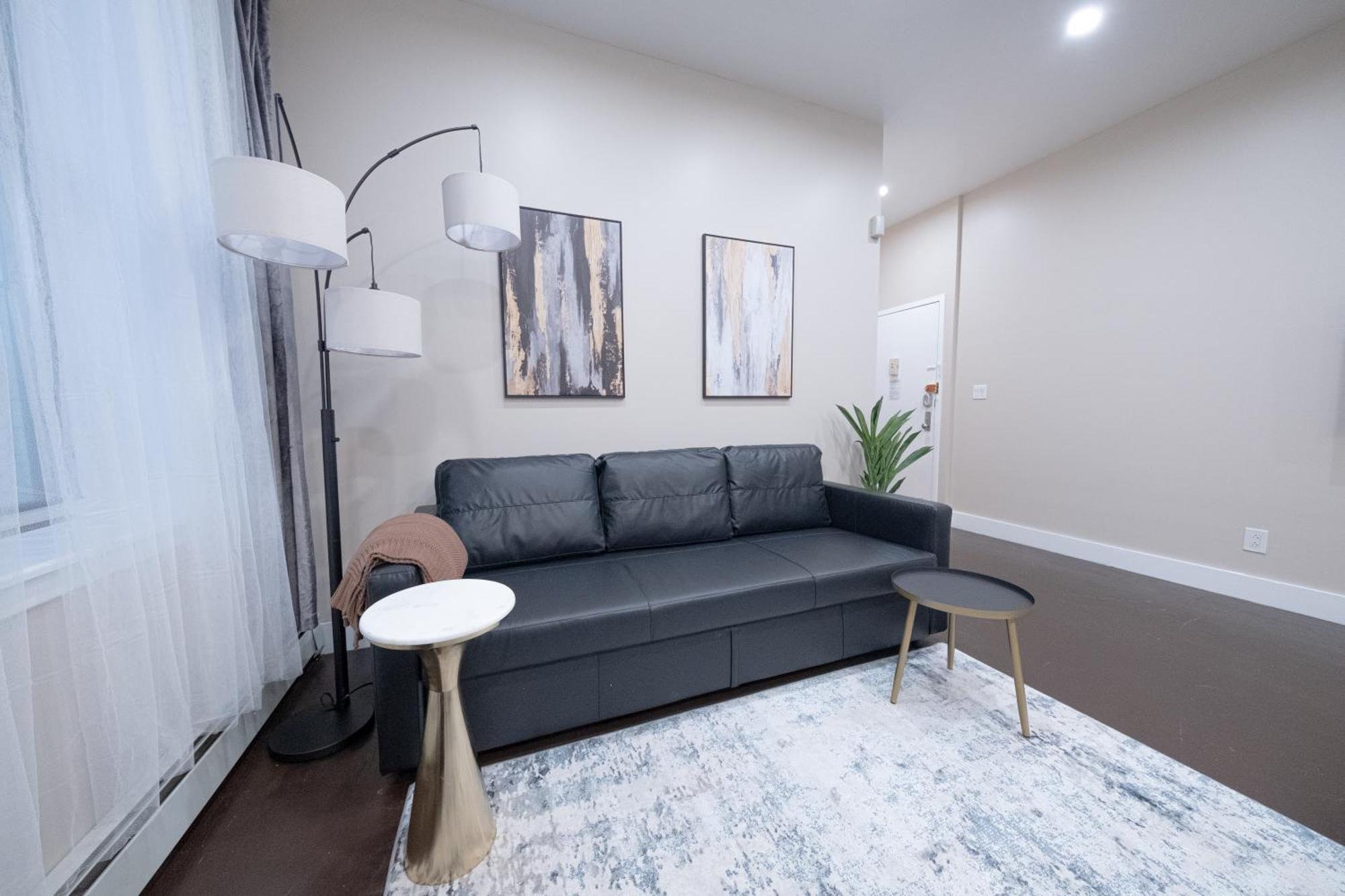 Brand New 3br 2ba Next To Park, Elevator Apartment