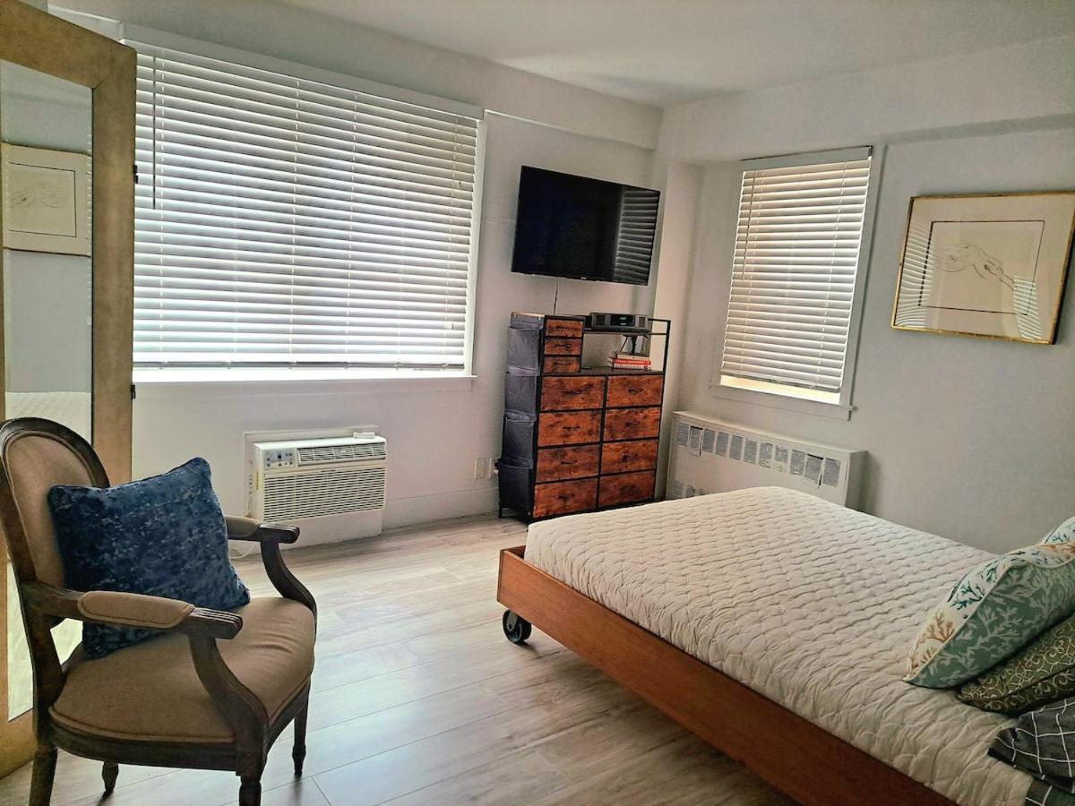 Piece Of Mind In Harlem Apartment New York