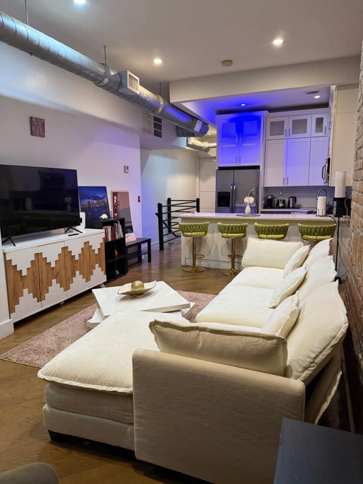 Starcrown Apartment *