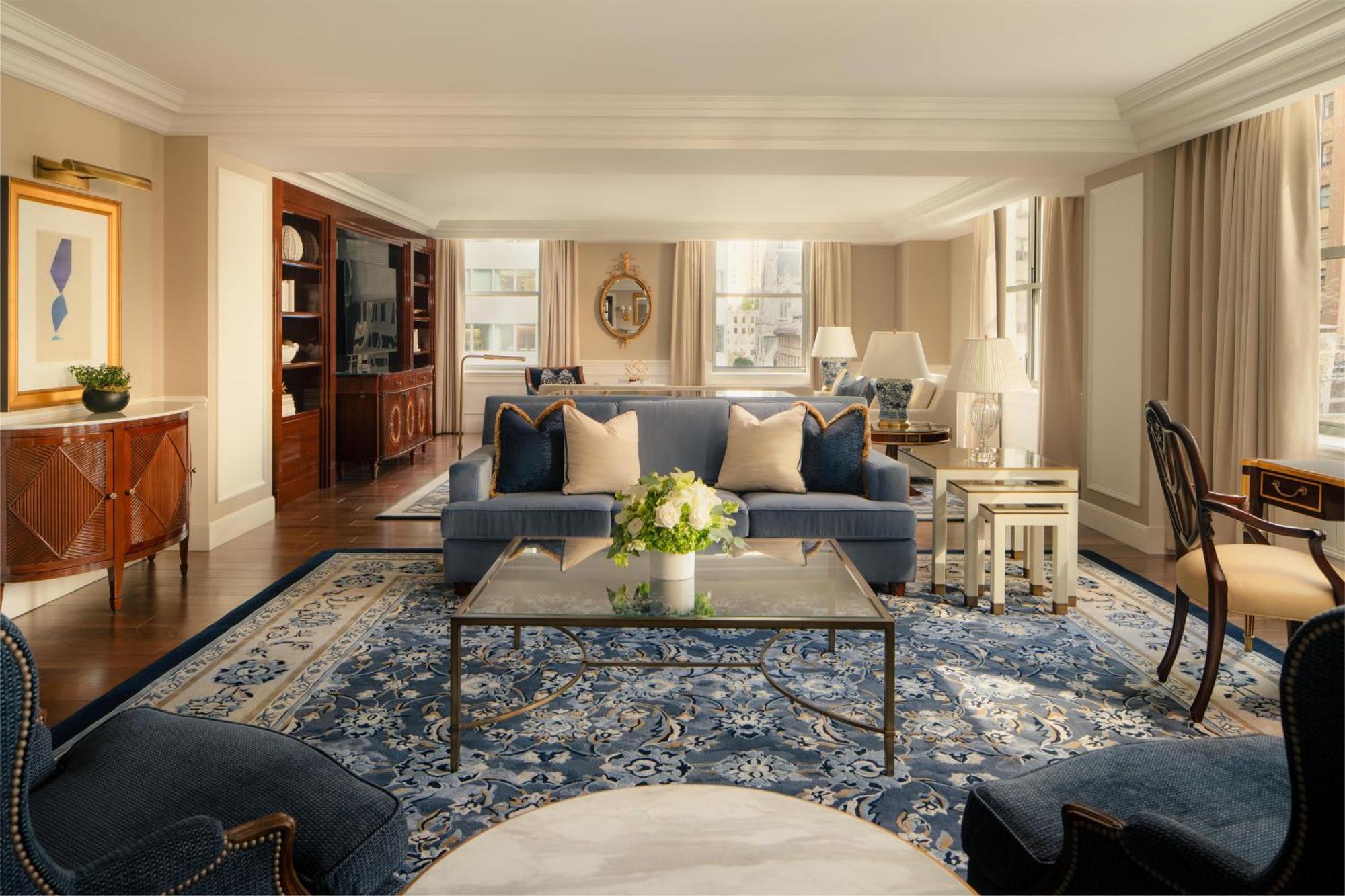 Waldorf Astoria Hotel 5*