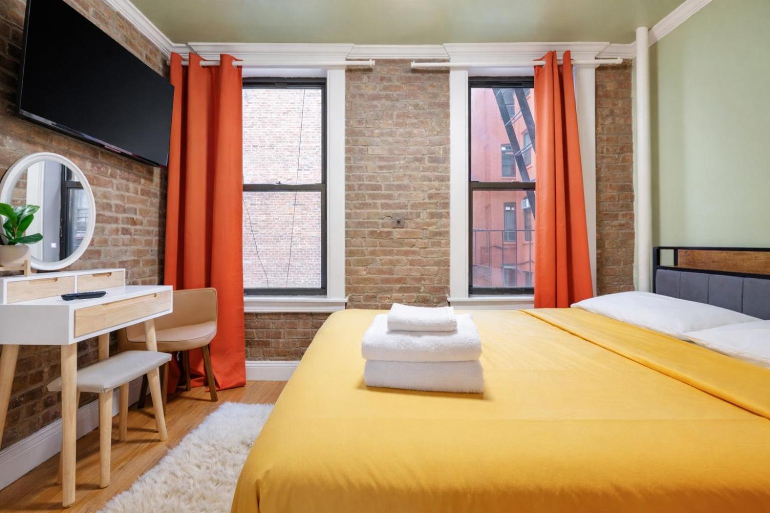 2 Bedroom Unit In Lower Manhattan