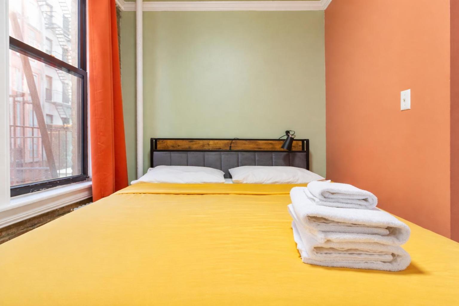 2 Bedroom Unit In Lower Manhattan Apartment