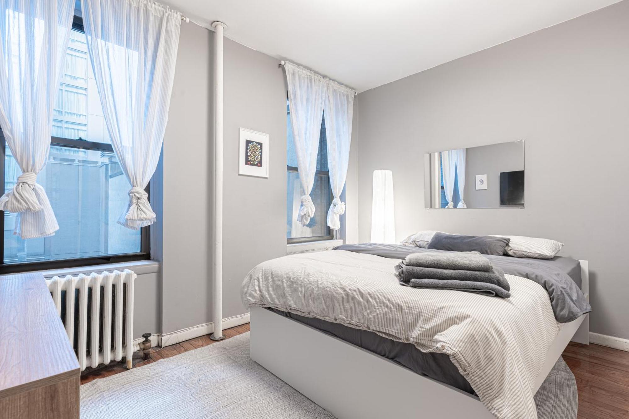 Charming 3bd In Manhattan Apartment *