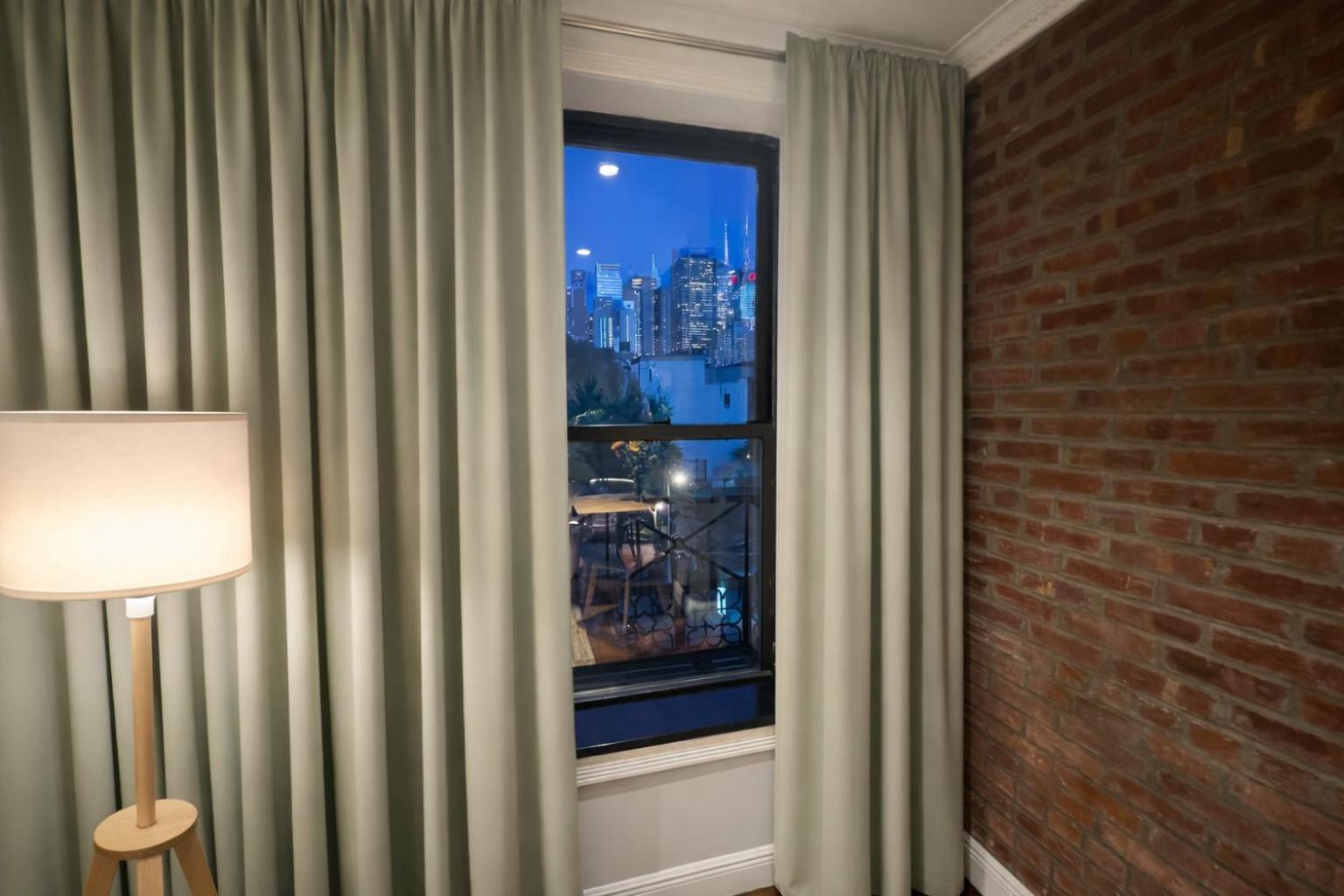 Luxury 1bd Unit In Midtown West New York