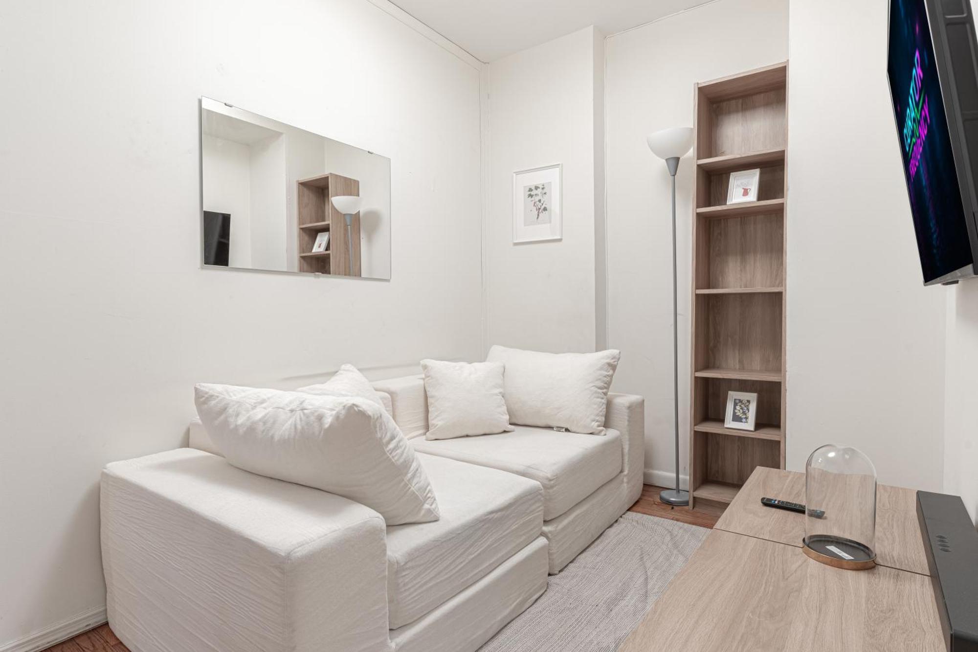 Apartment Charming 3bd In Manhattan