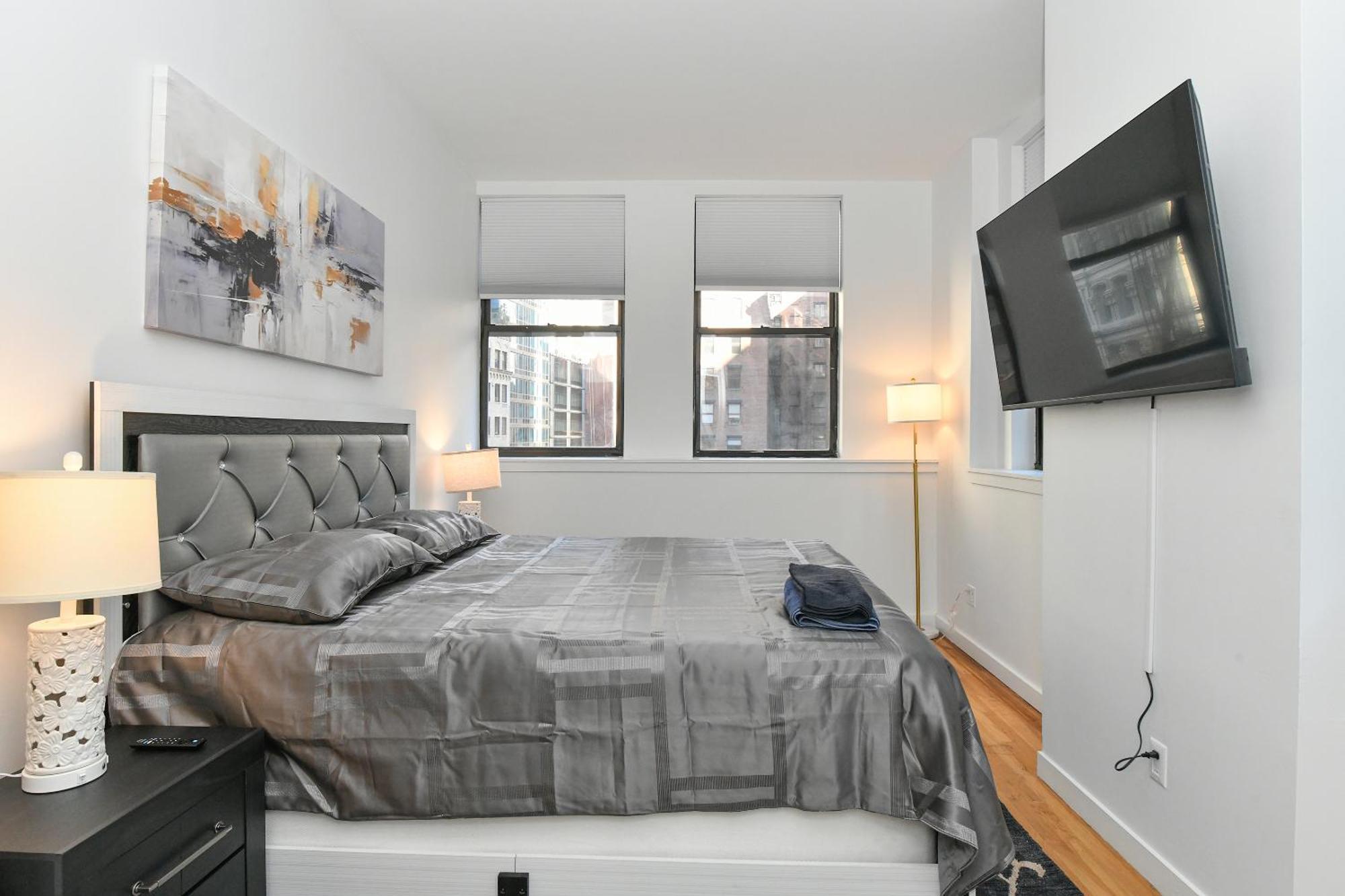 Luxury 3 Bedroom Retreat In Downtown Manhattan Apartment New York
