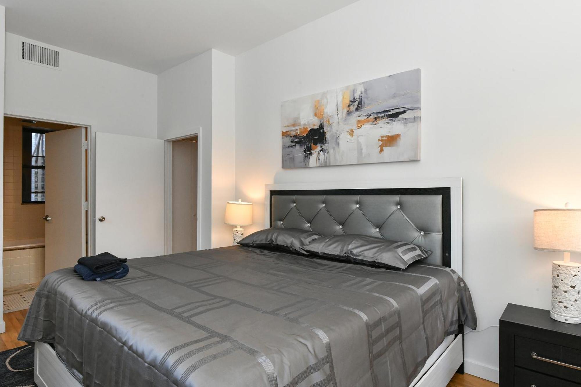 Apartment Luxury 3 Bedroom Retreat In Downtown Manhattan New York
