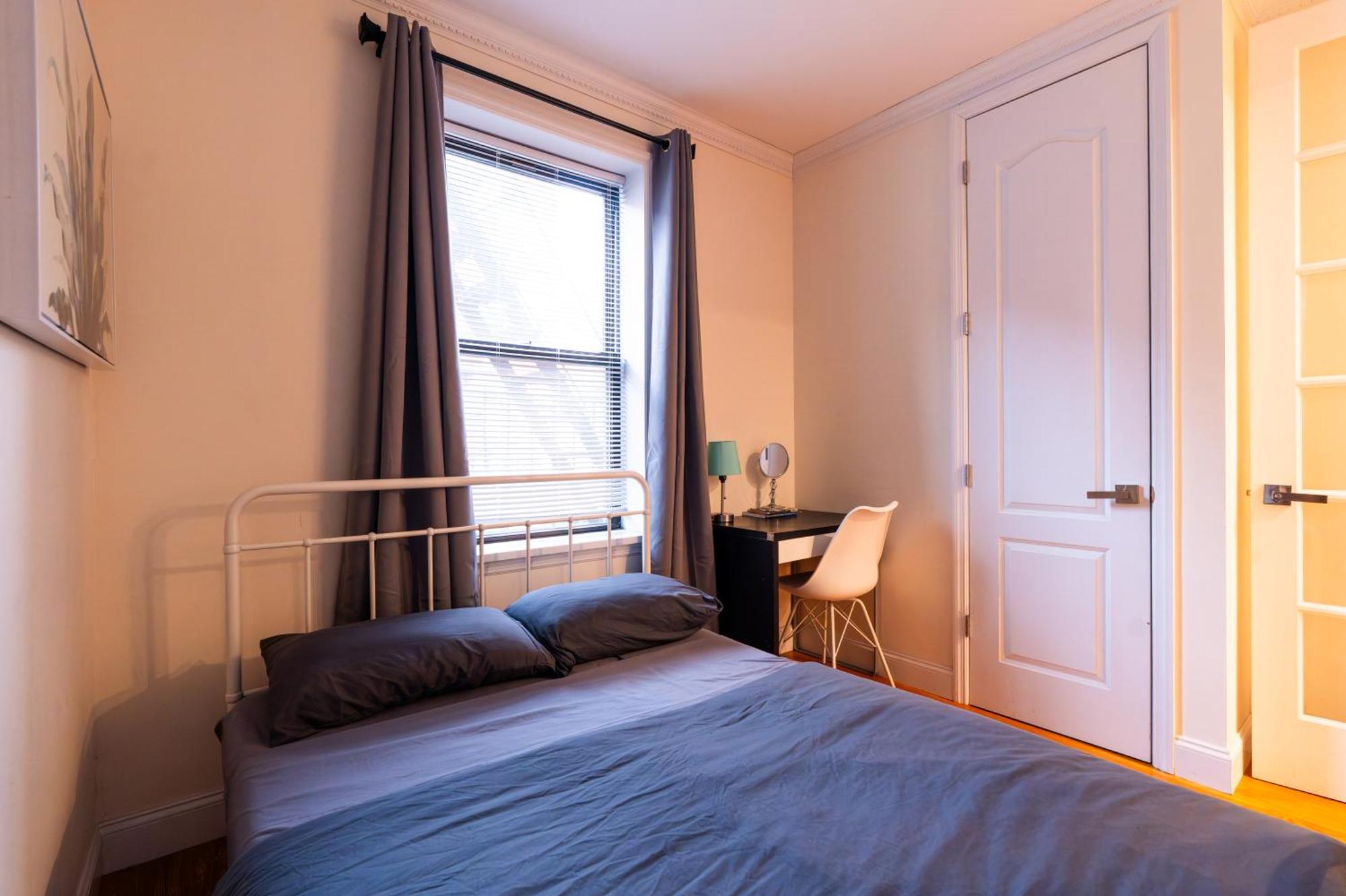 Modern By Park - 3 Br