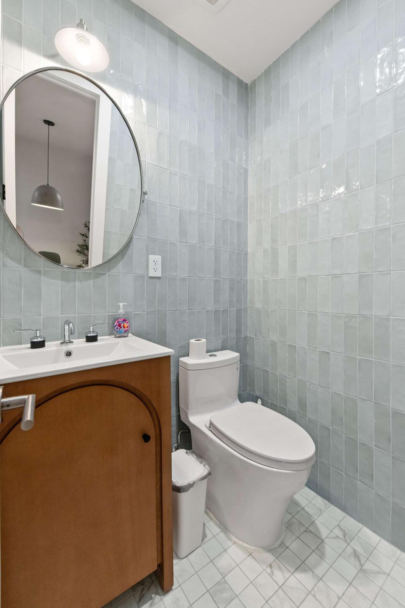 10-1 Stylish Townhouse Oasis In Greenpoint Holiday home *