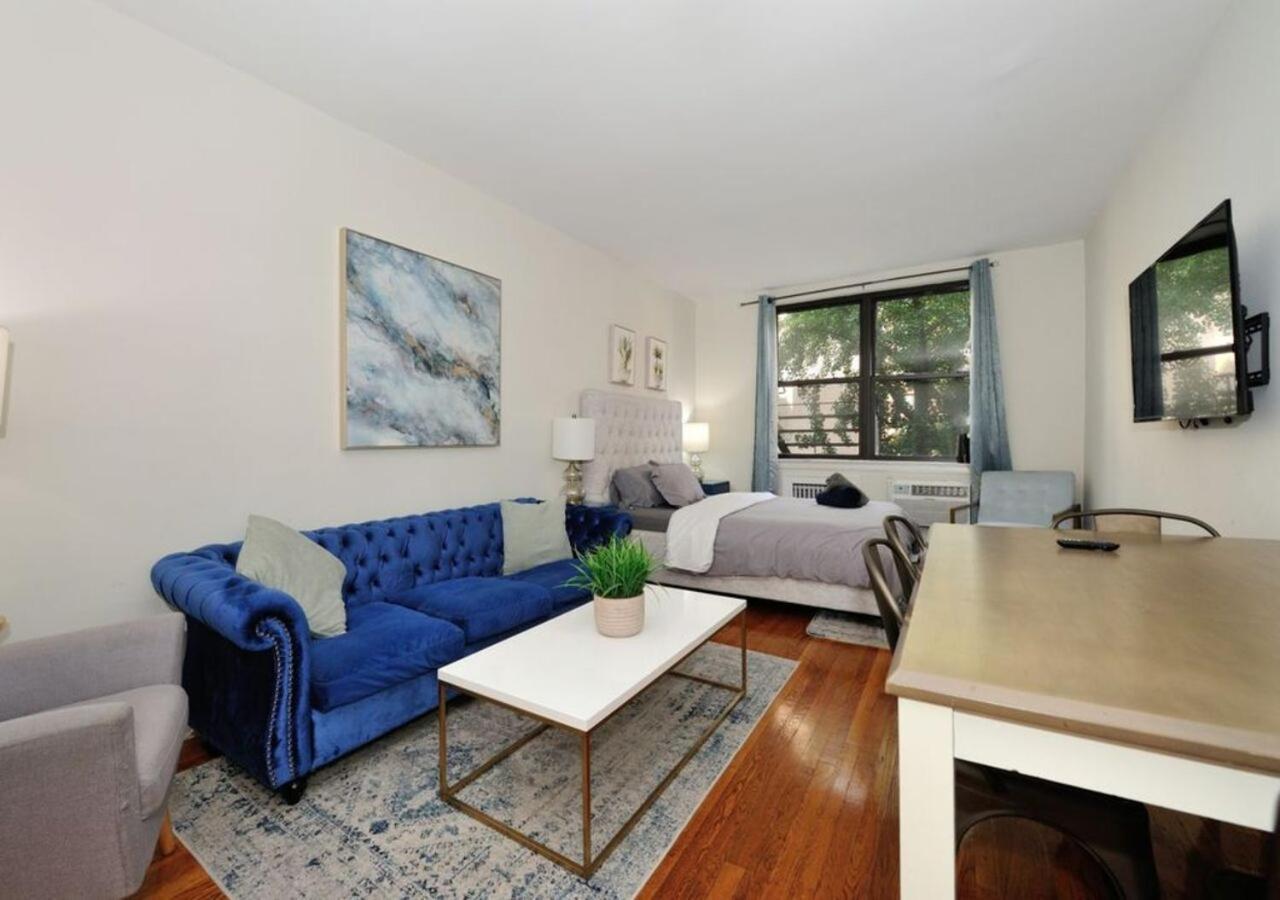 Charming Ues Studio, Walk To Subway & Park, June To Aug 90 Days Required Apartment New York