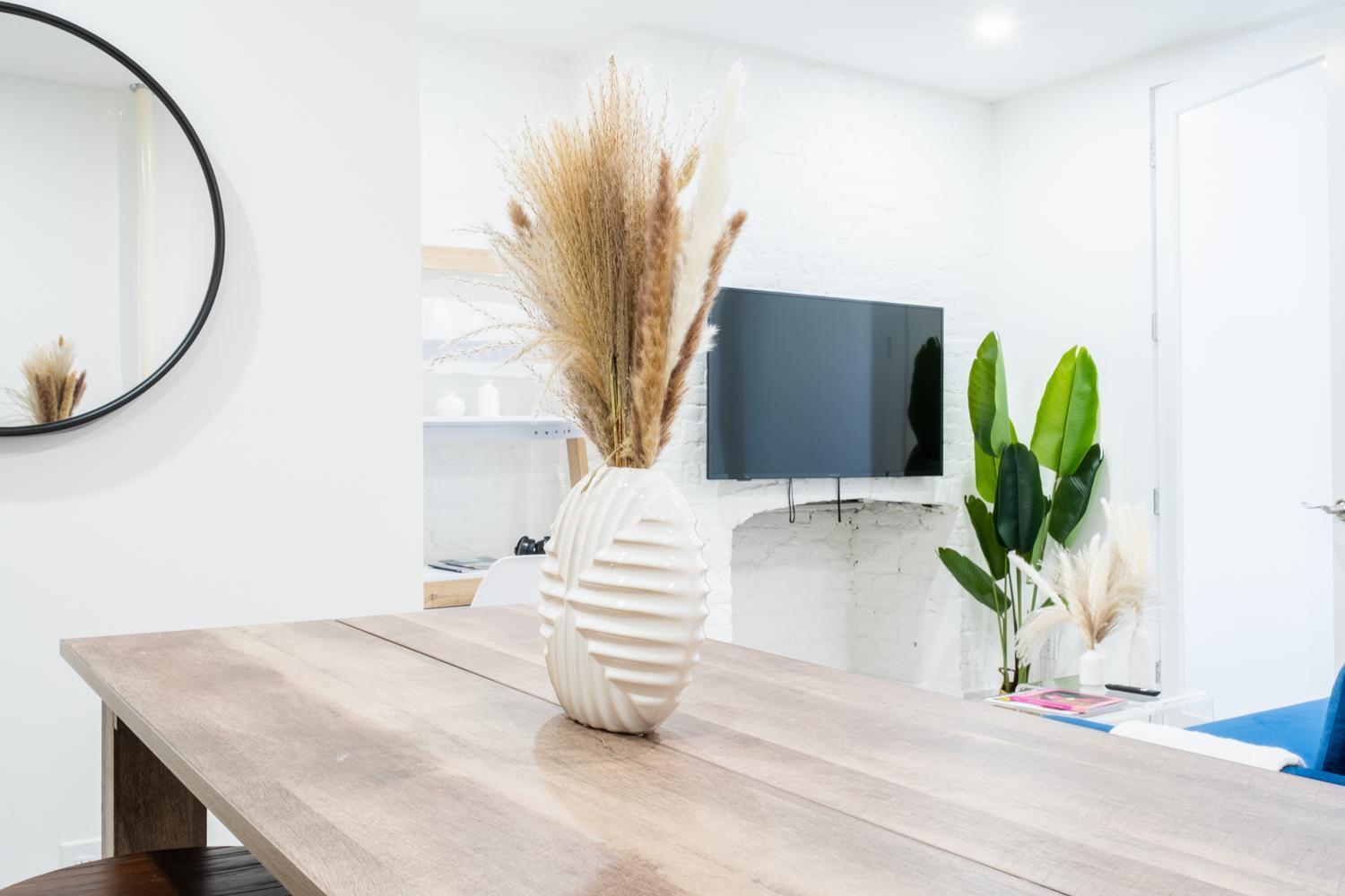 Apartment East Village Downtown Two-bedroom Condo-hotel