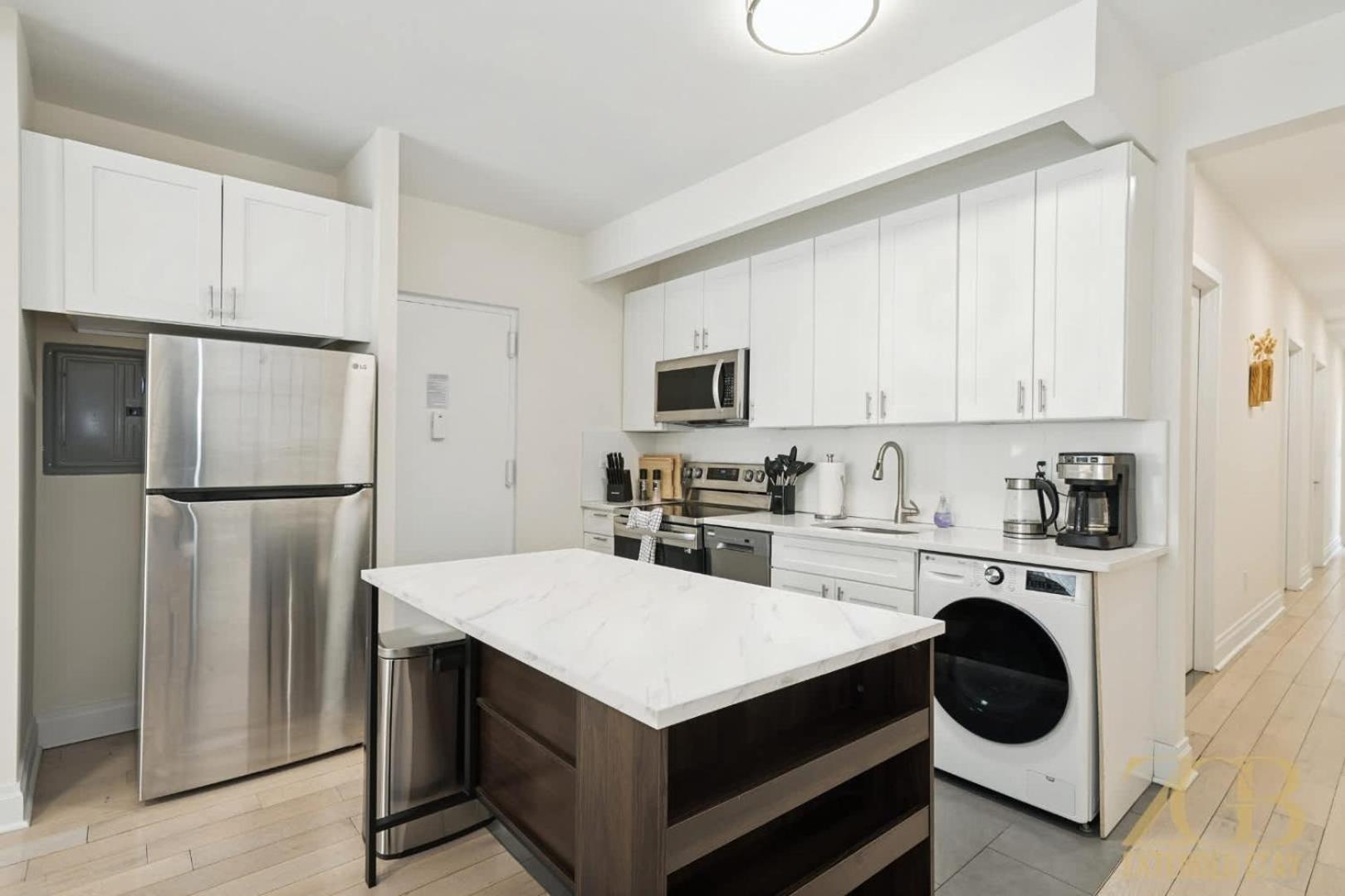Chic 3br 2ba West Village With Private Oasis Apartment