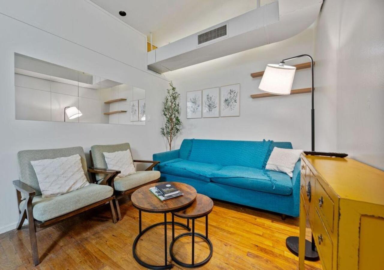 Three Bedroom In Midtown West , June To Aug 90 Days Required * New York