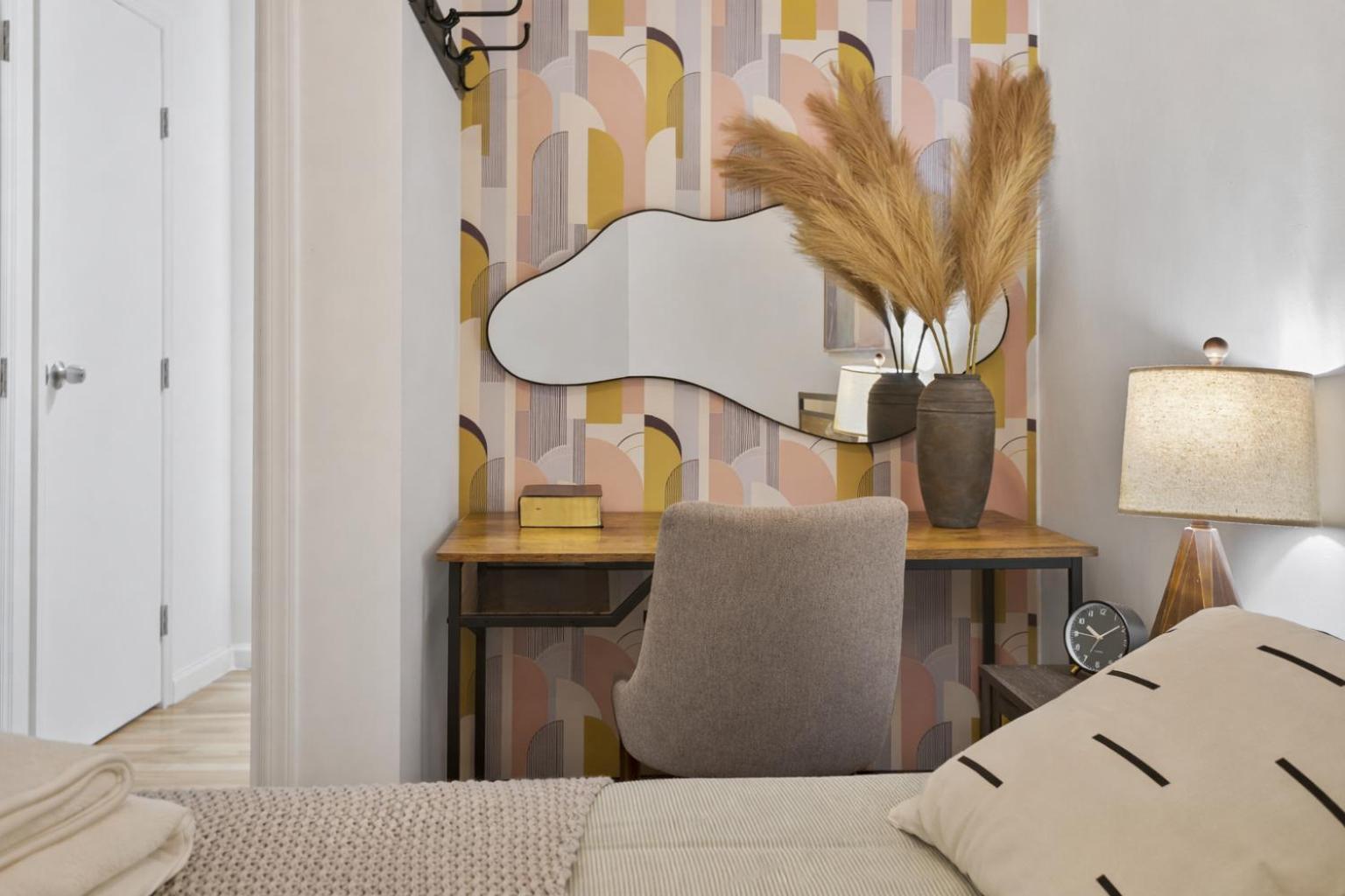 2 Bd Tranquil Unit Close To Park Apartment