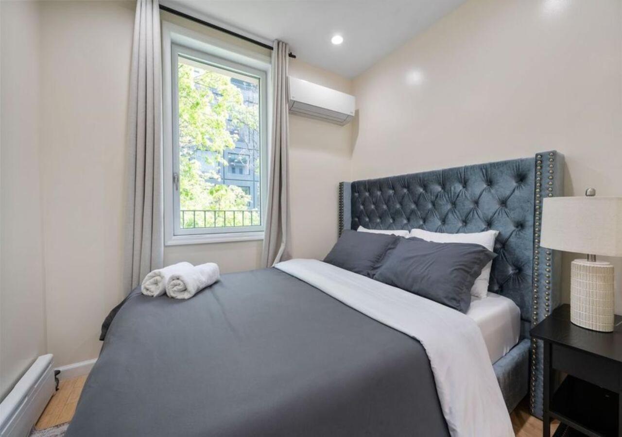 Amazing Location Murray Hill 3 Bedroom ,june To Aug 90 Days Required Apartment *