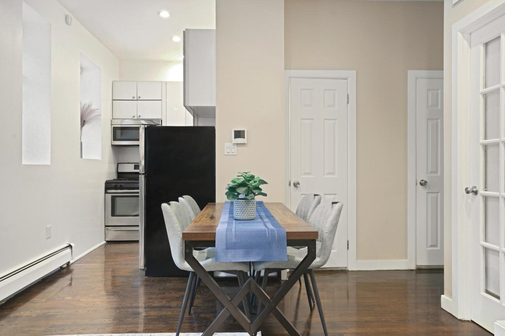 3 Bd Idyllic Haven Next To Park *