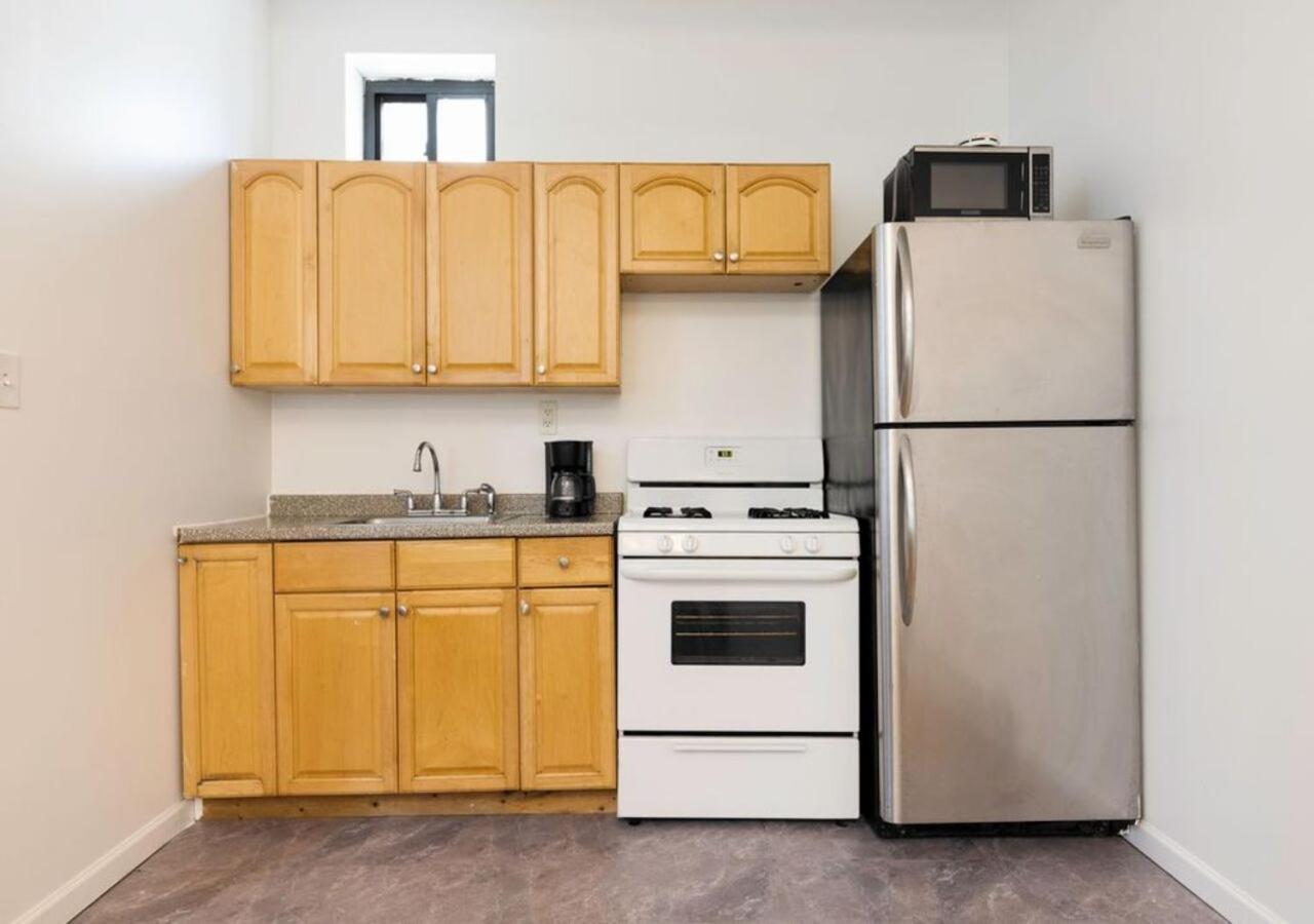 Apartment Prime Location Upper Manhattan Furnished Apartment, June To Aug 90 Days Required