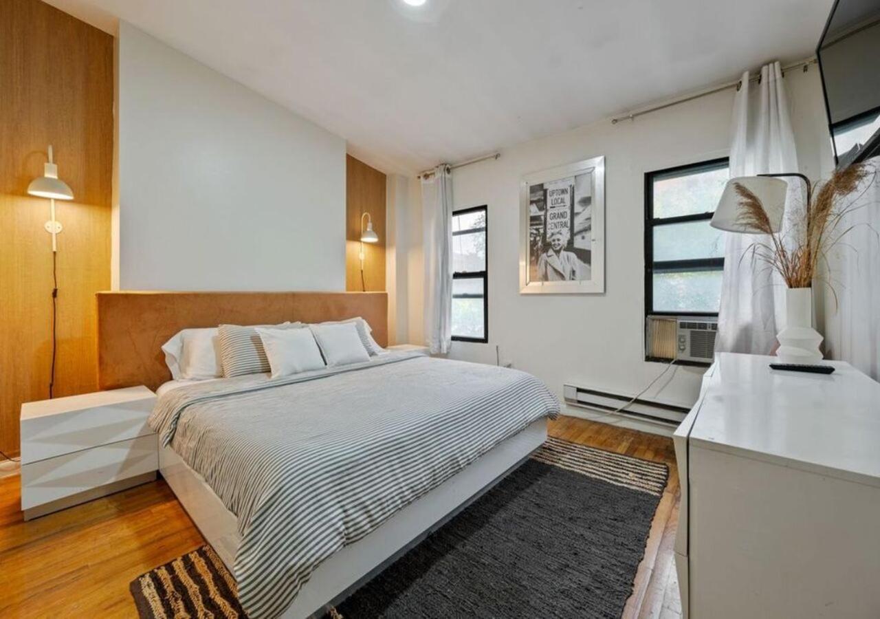 Three Bedroom In Midtown West , June To Aug 90 Days Required *