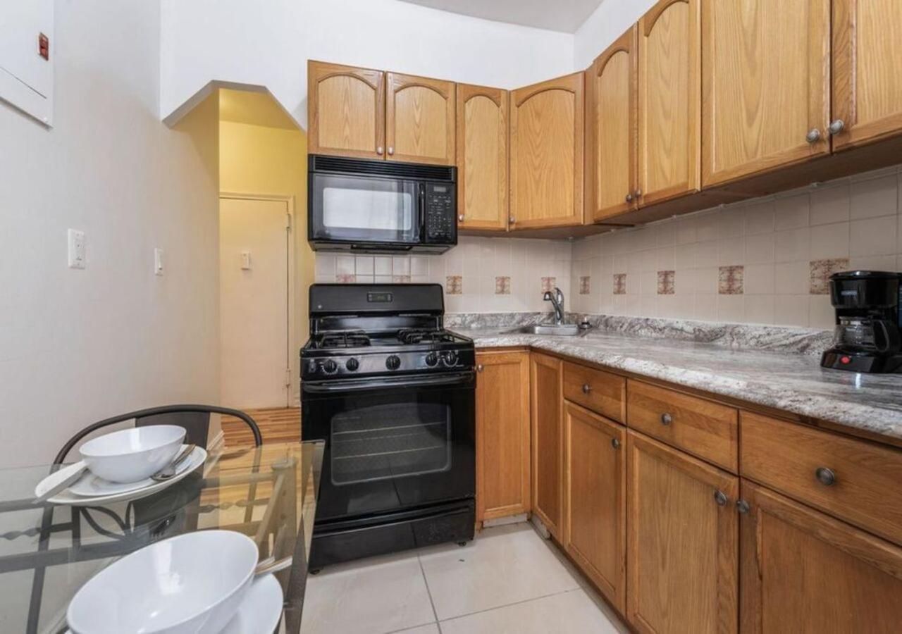 Apartment Chelsea 2br Gem!