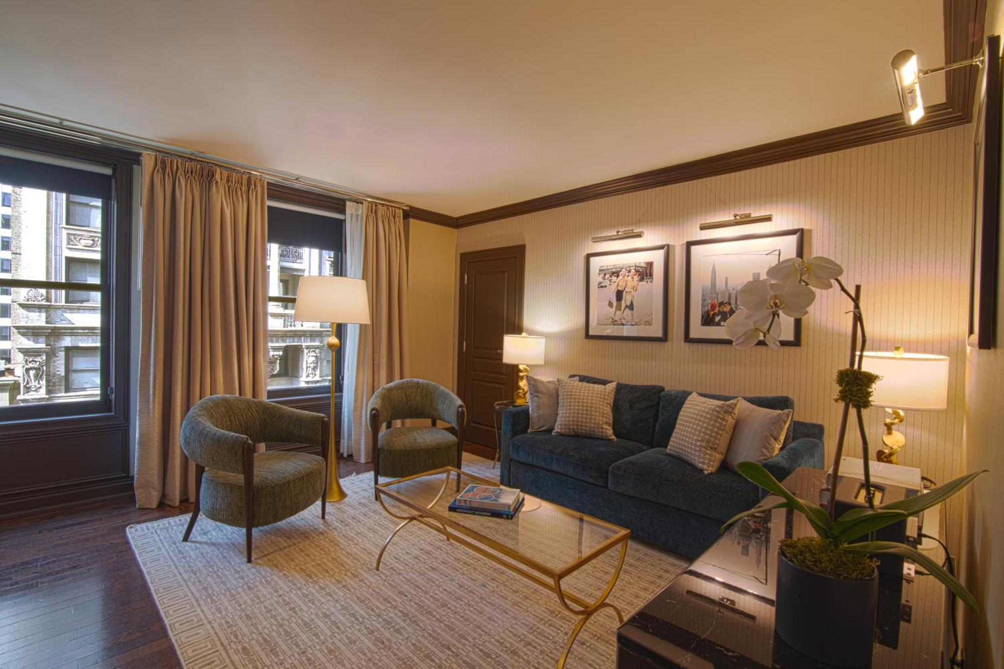 Iroquois Times Square New York