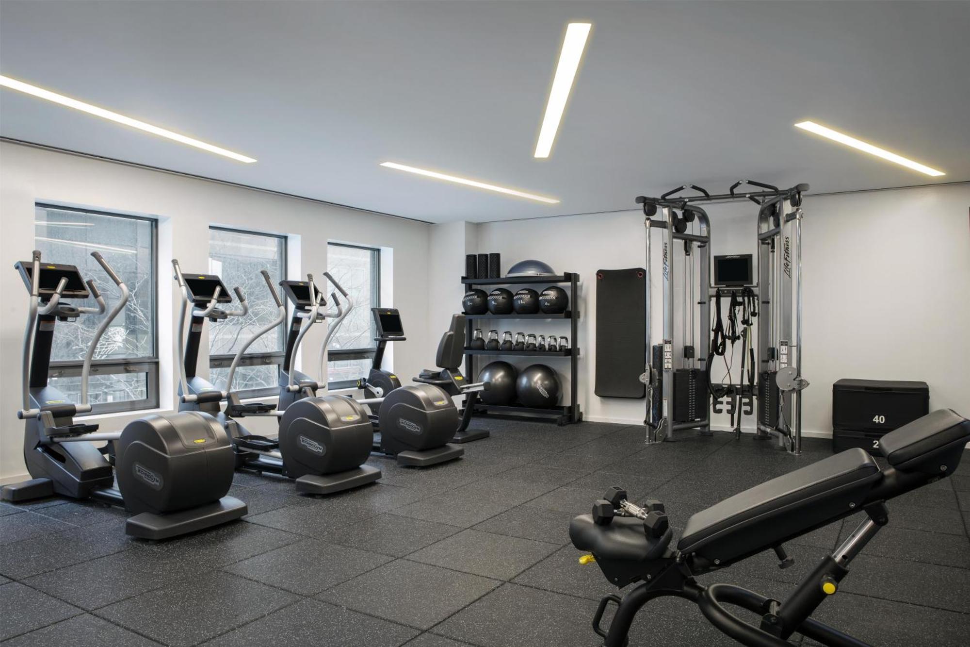Hotel Conrad Downtown 5*