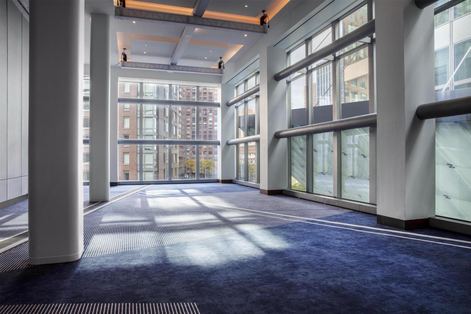 Conrad Downtown 5*