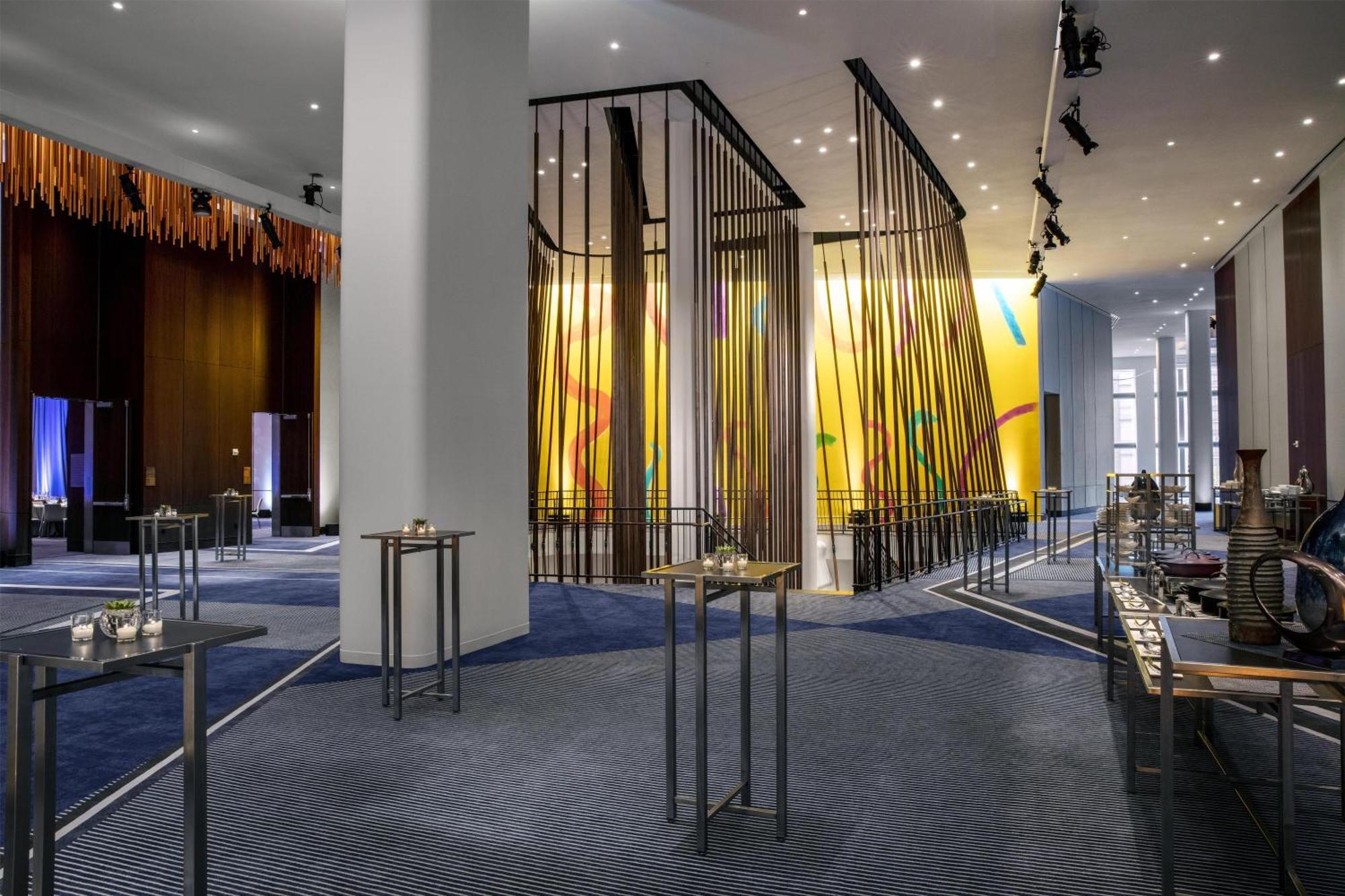 Hotel Conrad Downtown 5*
