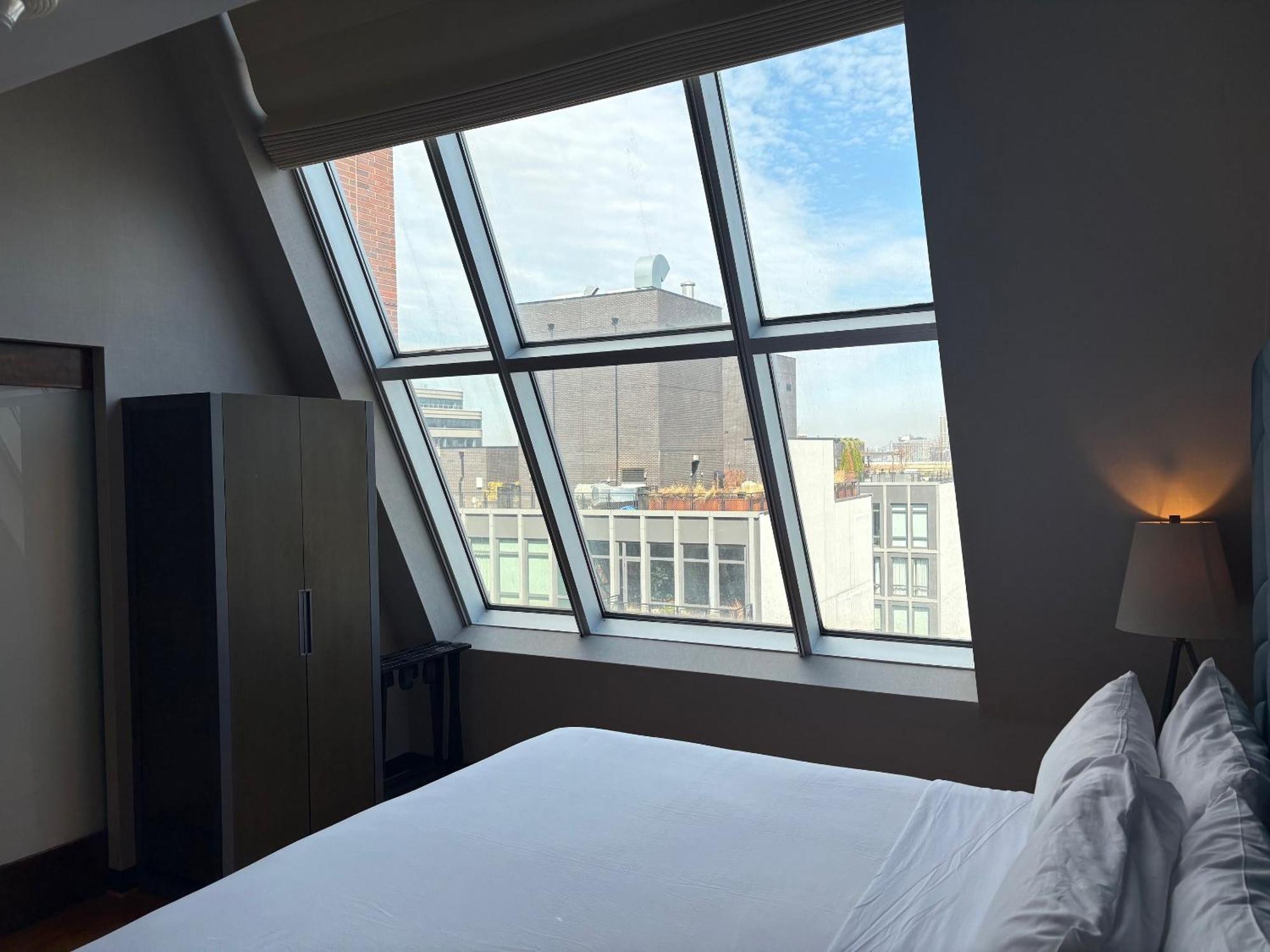 Four Points By Sheraton Manhattan Soho Village Hotel New York