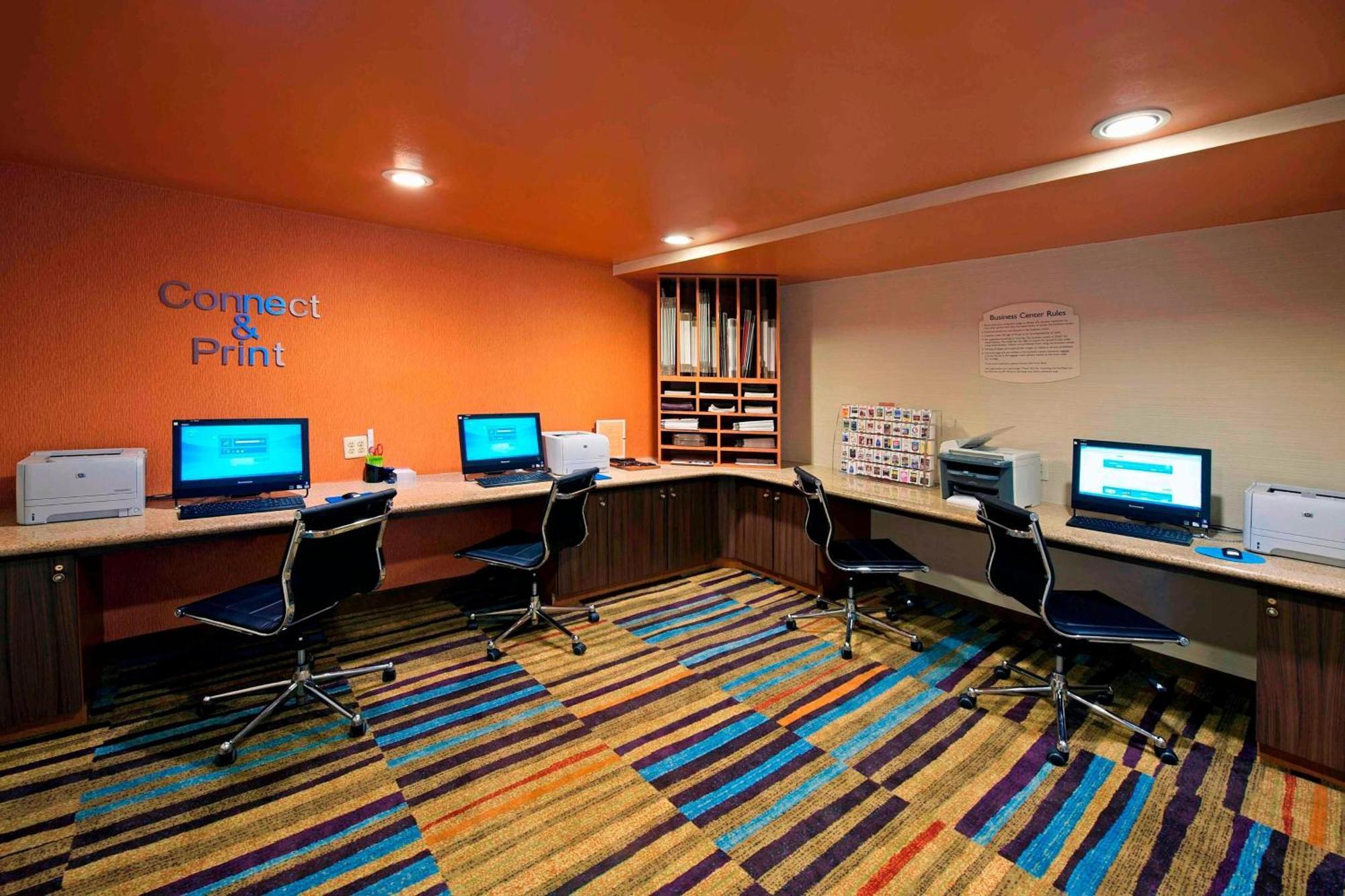 Fairfield By Marriott Jfk Airport 3*