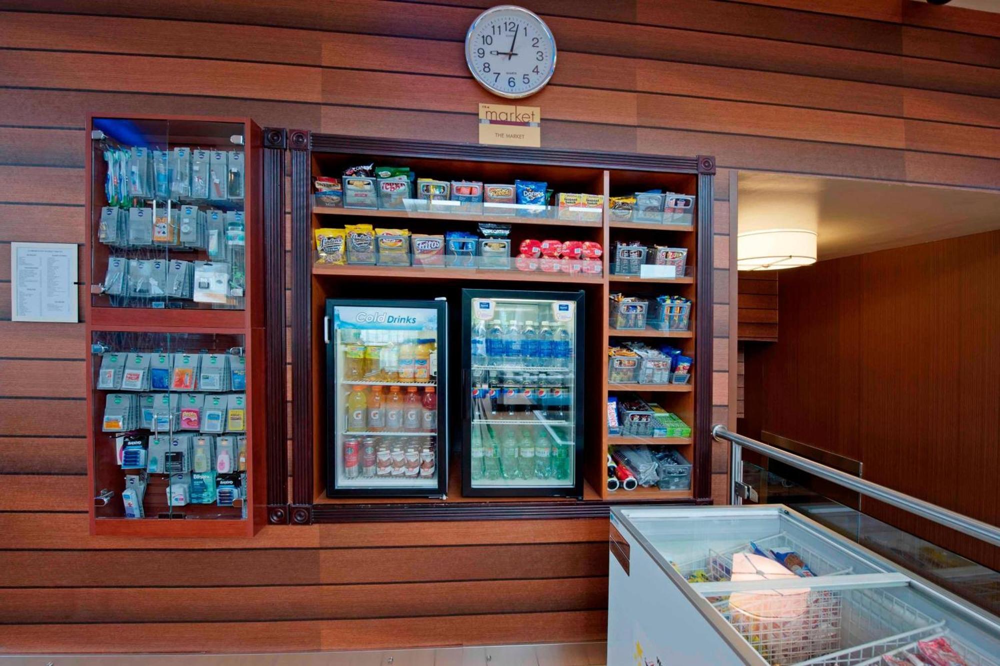 Fairfield By Marriott Jfk Airport 3*