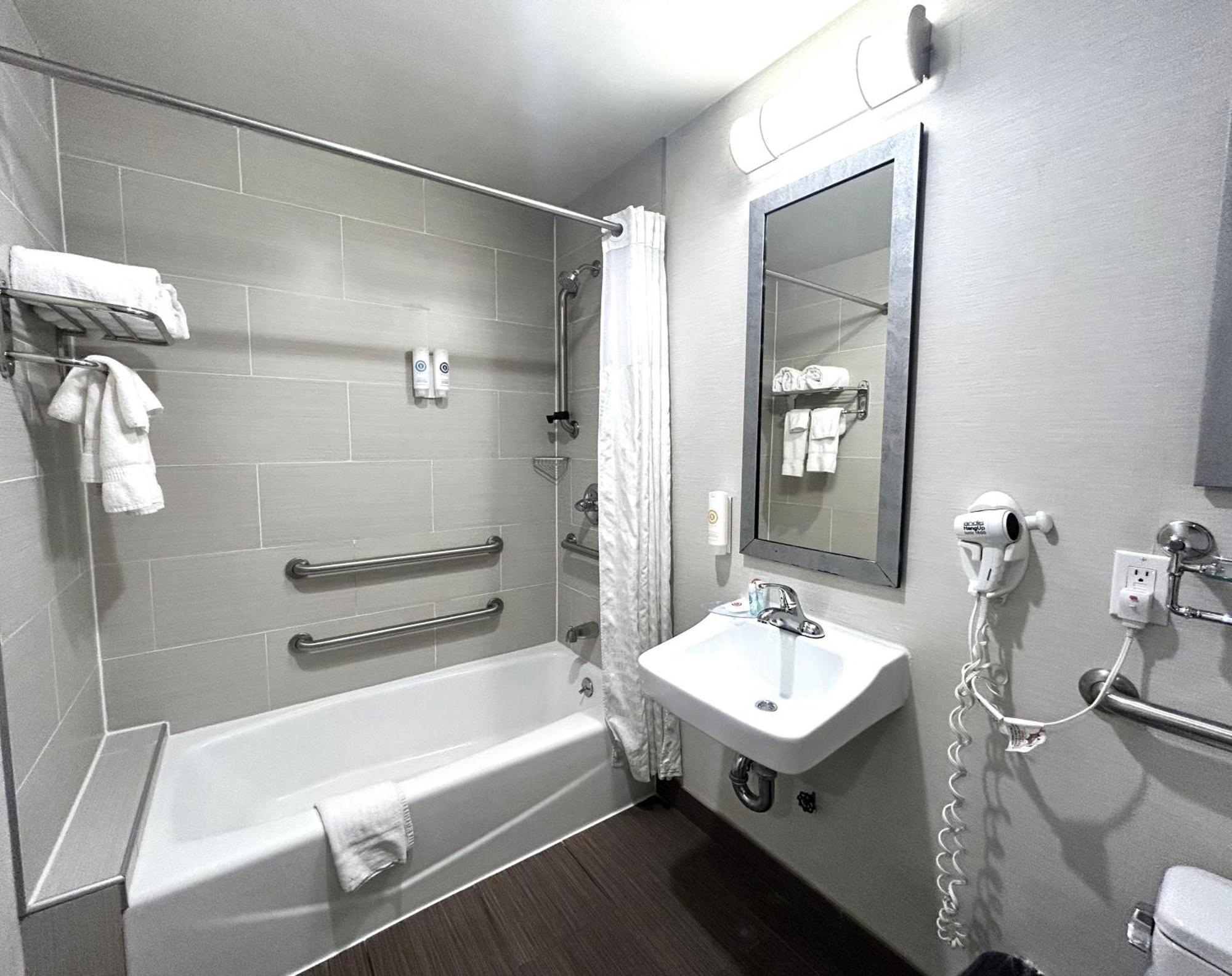Hotel Times Square West Hotel, Bw Signature Collection 3*