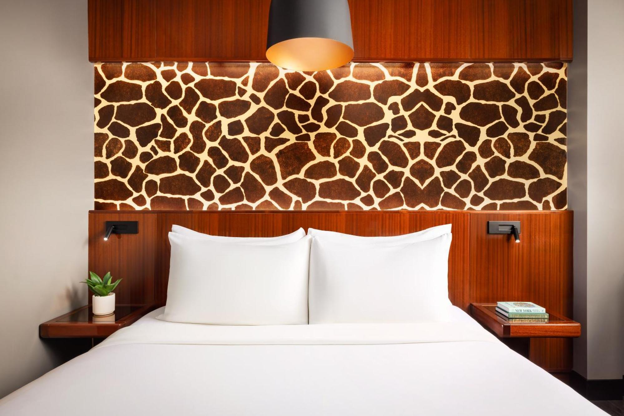 Hendricks Hotel 4*