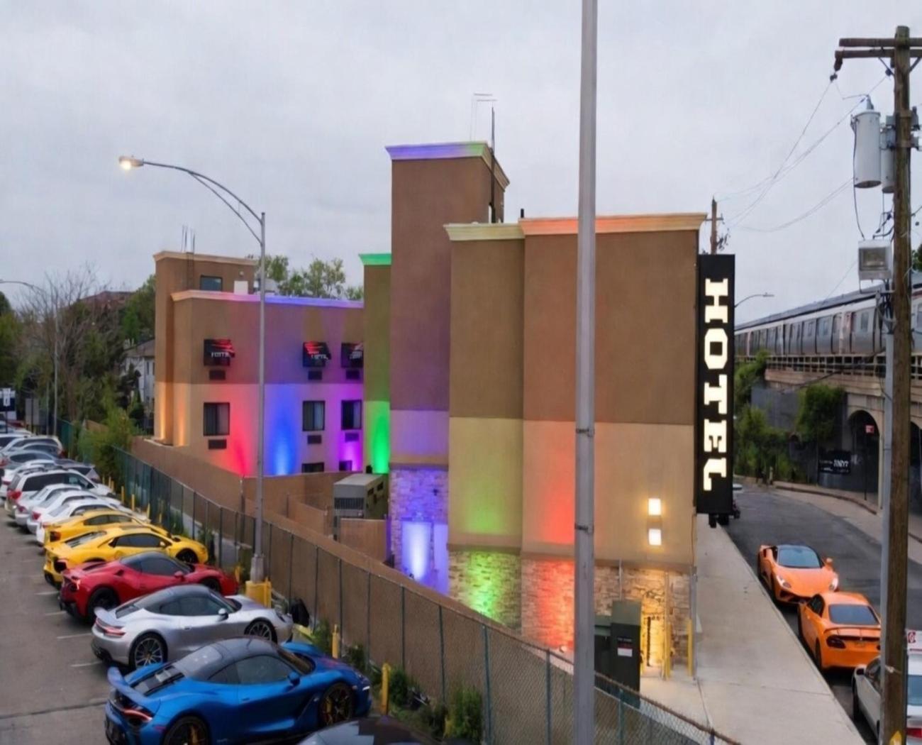 Hotel Mint Jfk Airport 3*