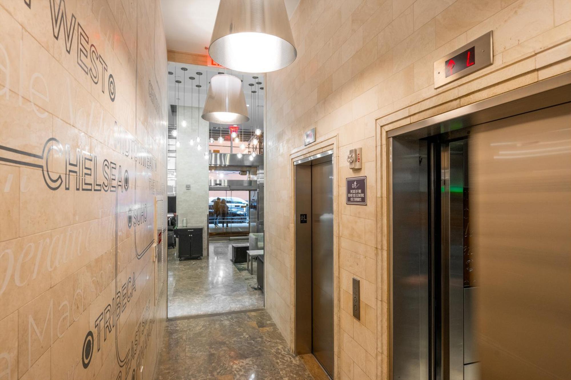 Distrikt City, Tapestry Collection By Hilton Hotel 4*