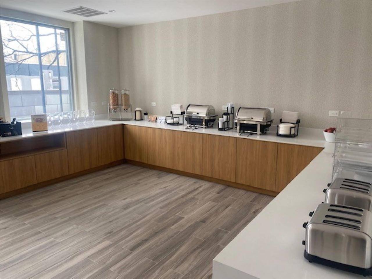 La Quinta & By Wyndham Queens Nyc Jfk Airtrain Hotel New York