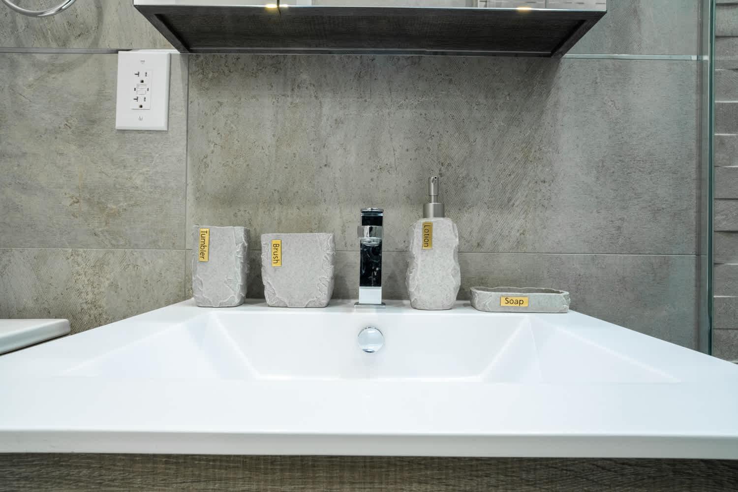 317-4b New 1 Bedroom Prime Upper East Wd Walk 2 C Park New York