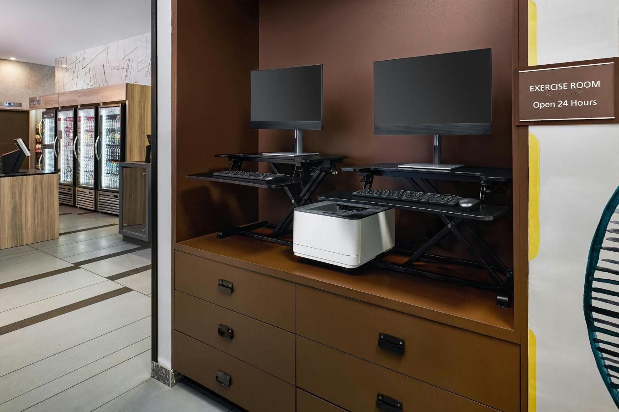 Springhill By Marriott Queens 3*