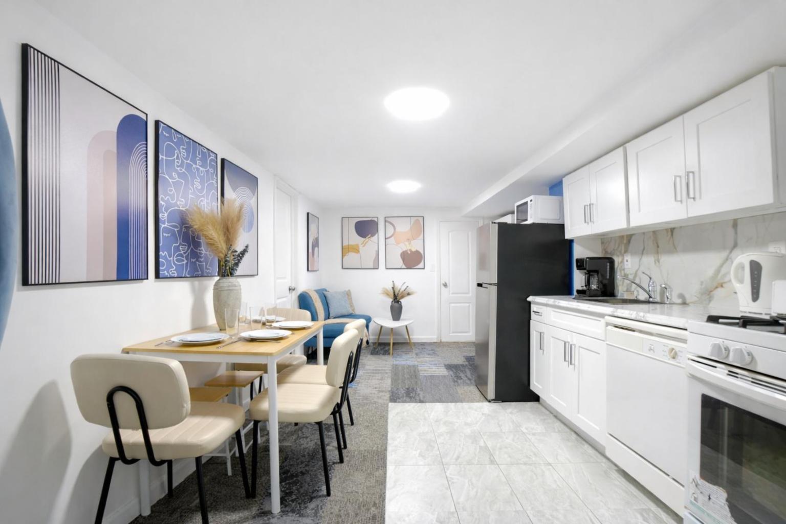 2 Bedroom Cozy Gem Manhattan New York