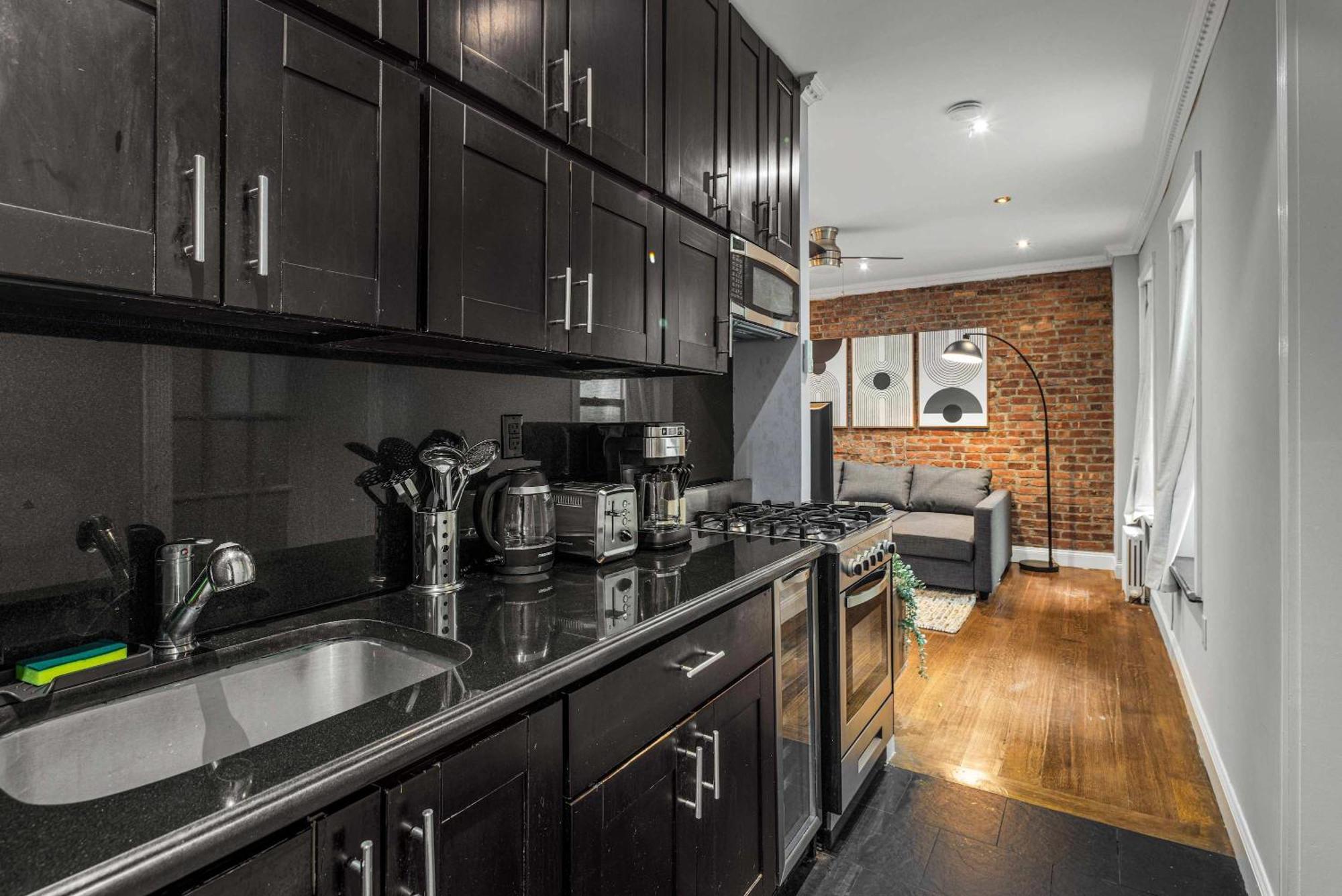 Apartment Modern Manhattan Retreat Near Park *