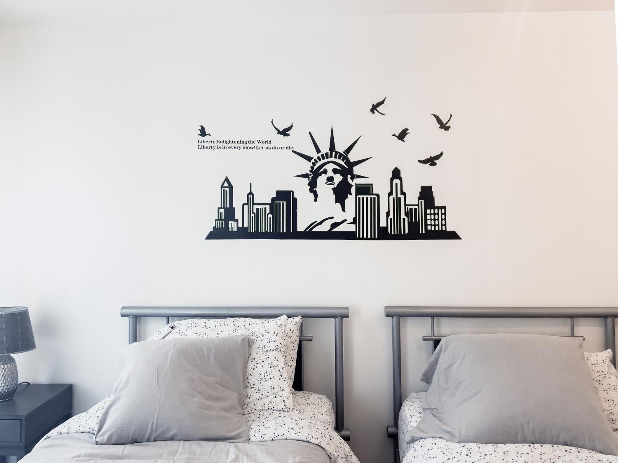 2br Near Mount Sinai & Metropolitan Hospitals * New York