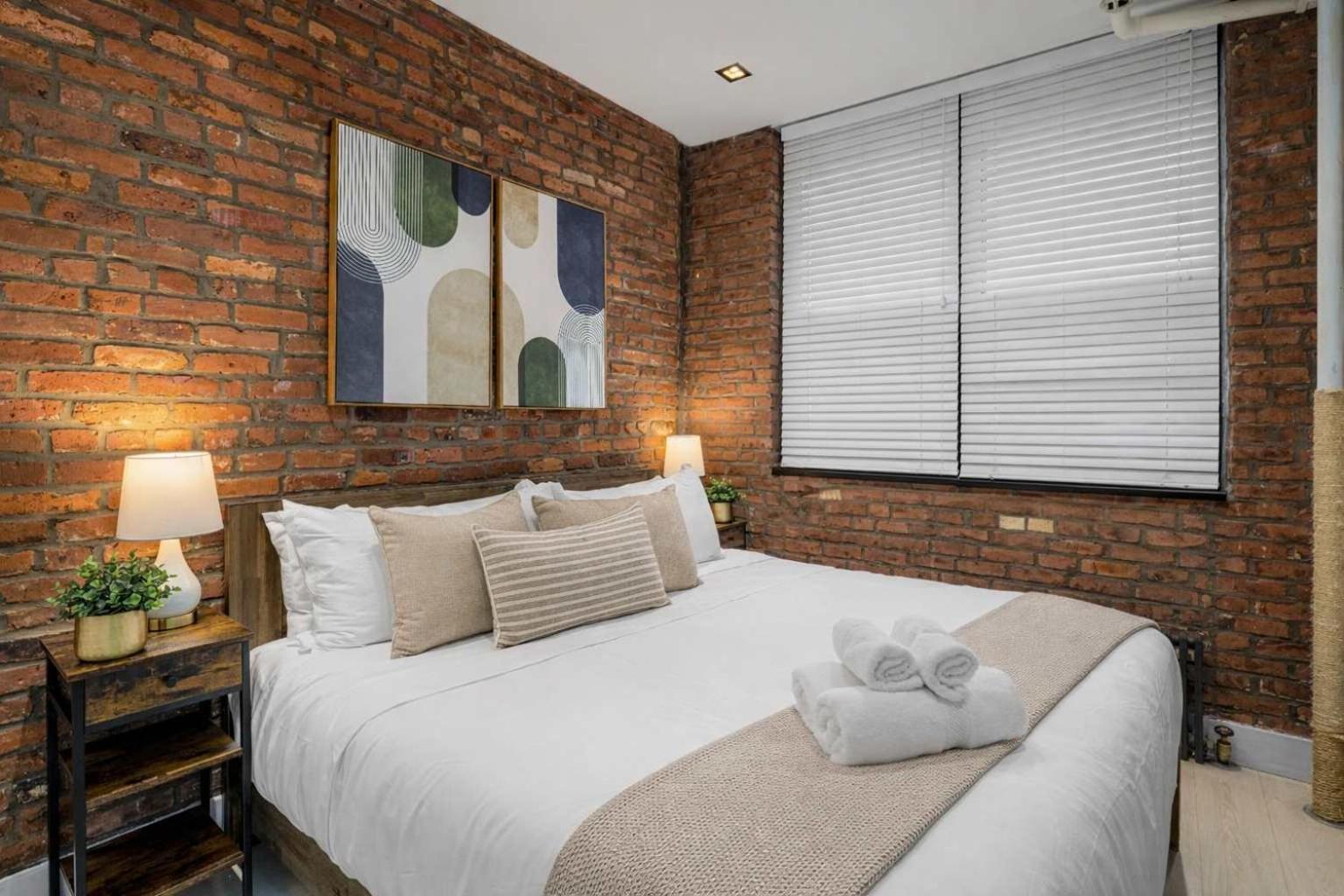 Bold Nyc In Fashionable Nolita New York